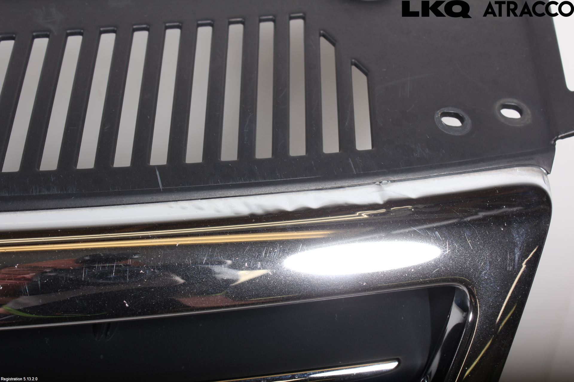 Volkswagen VW PASSAT 05-11 Grill Komp