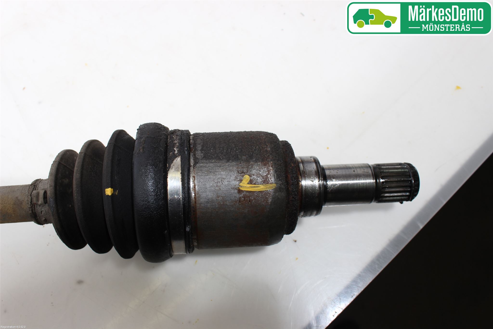 Ford KA 09-16 Drivaxel Fram Vänster
