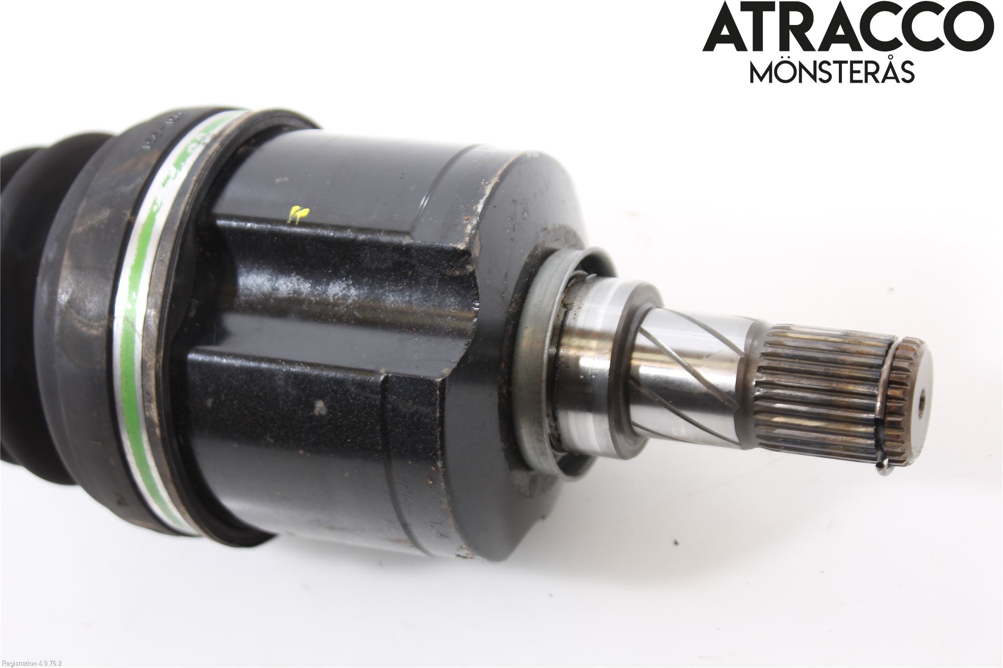 Mitsubishi ECLIPS CROSS Drivaxel Fram Vänster