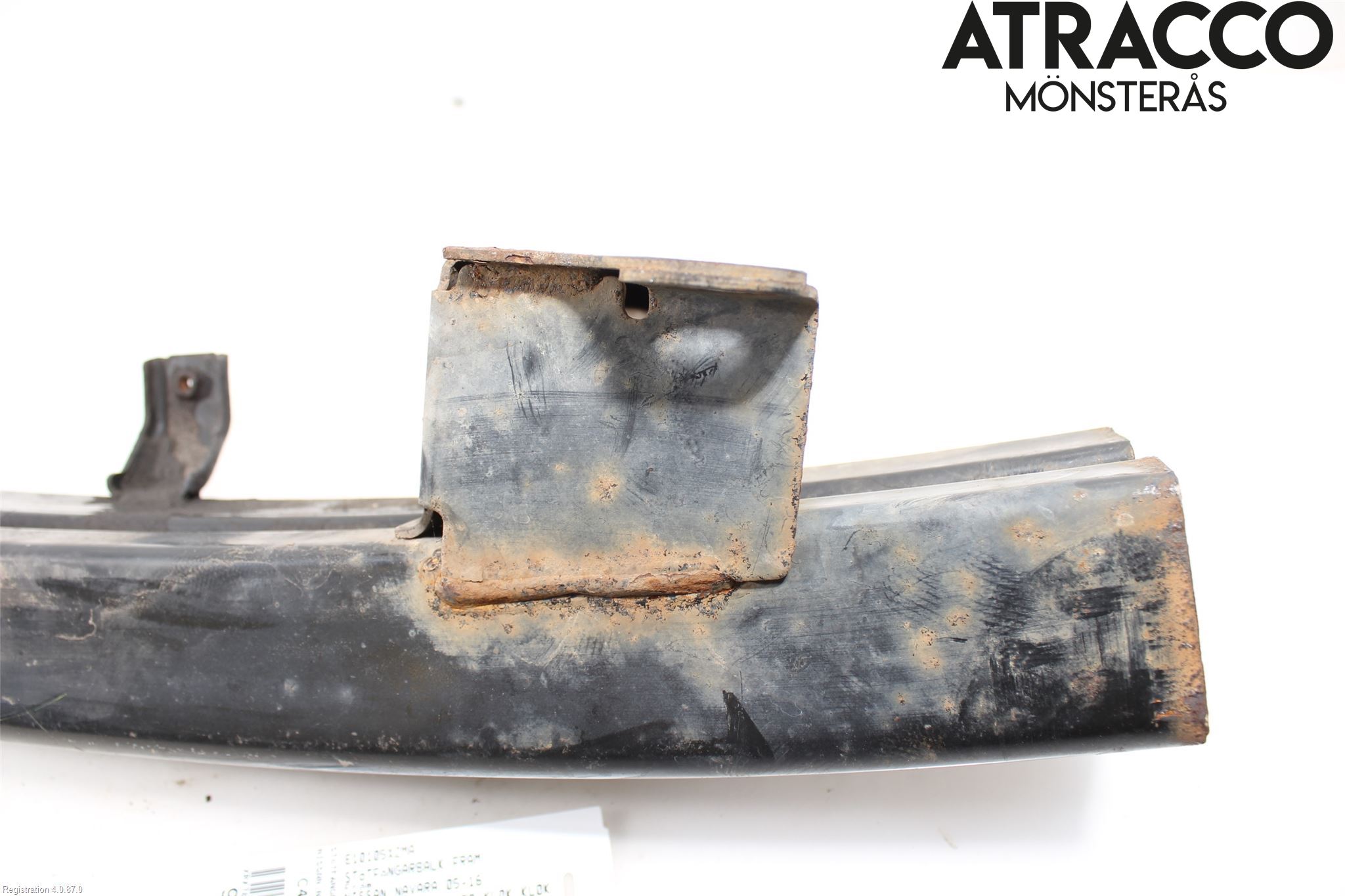 Nissan NAVARA 05-16 Stötfångarbalk Fram