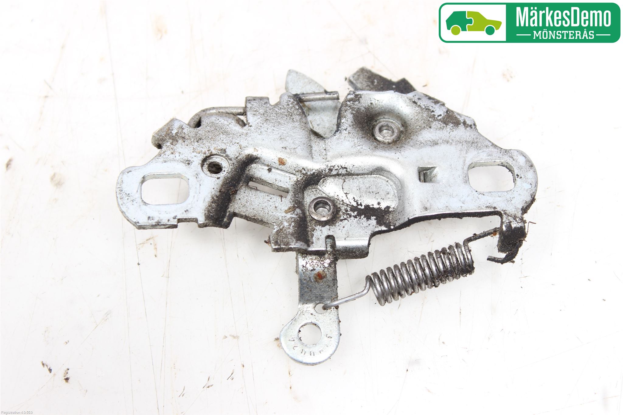 Peugeot 2008 13-20 Huvlås