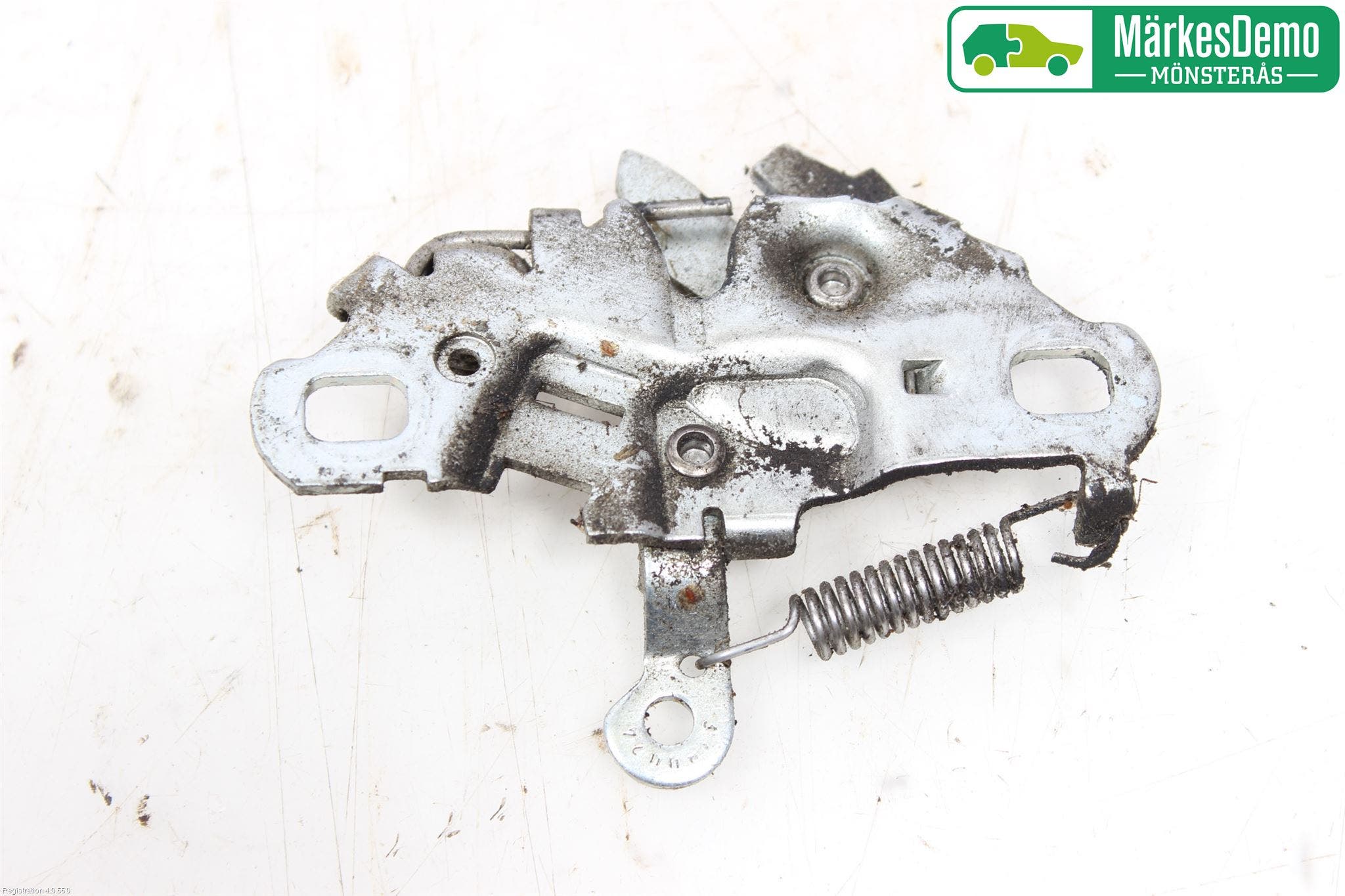 Peugeot 2008 13-20 Huvlås