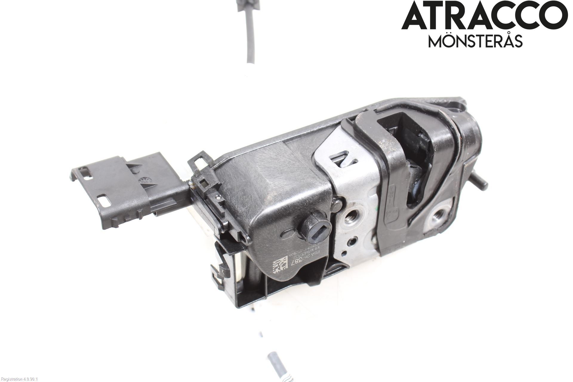 Opel CROSSLAND X 18- Låskista-Dörrlås