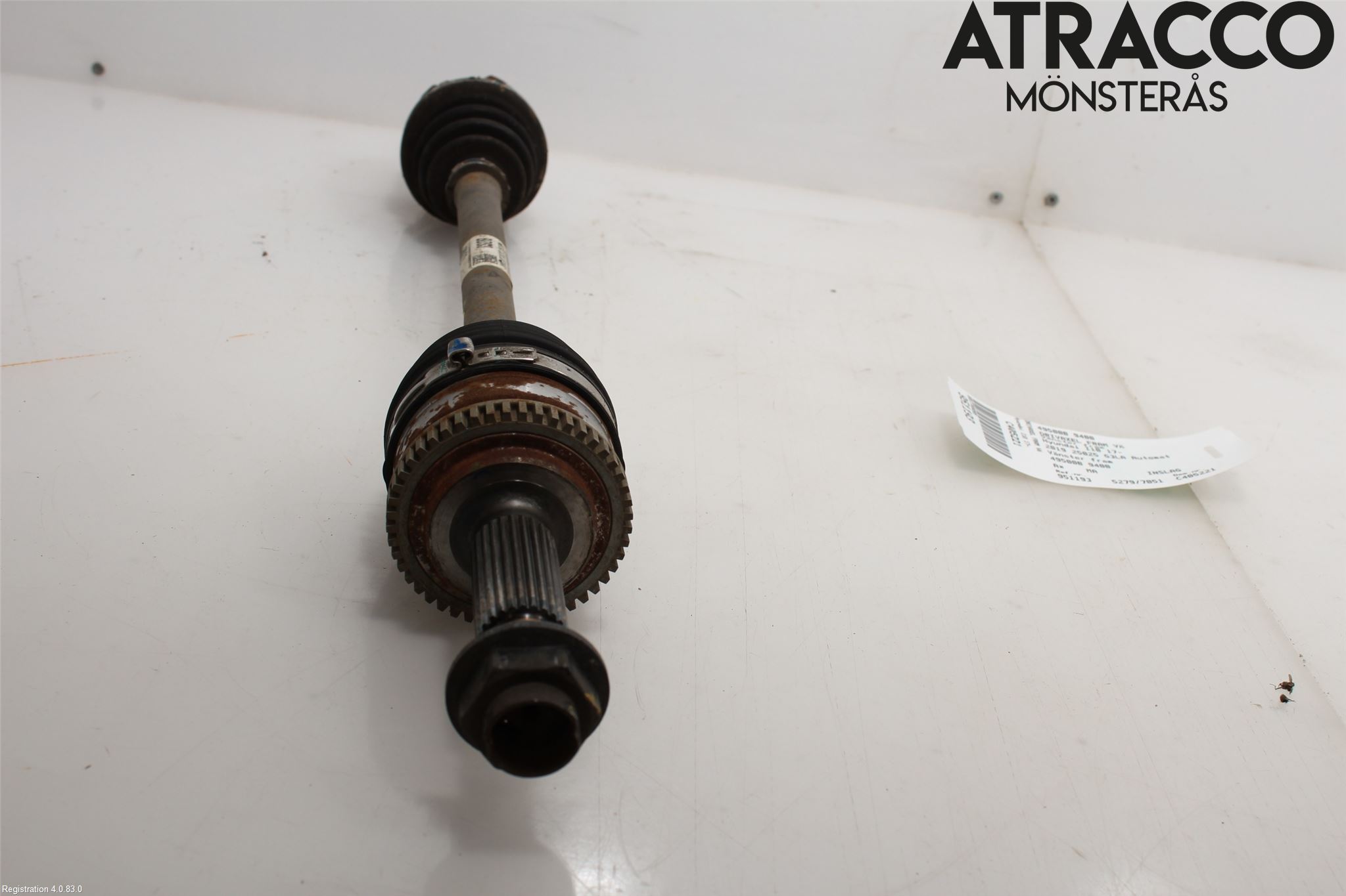 Hyundai i10 BA 17-20 Drivaxel Fram Vänster