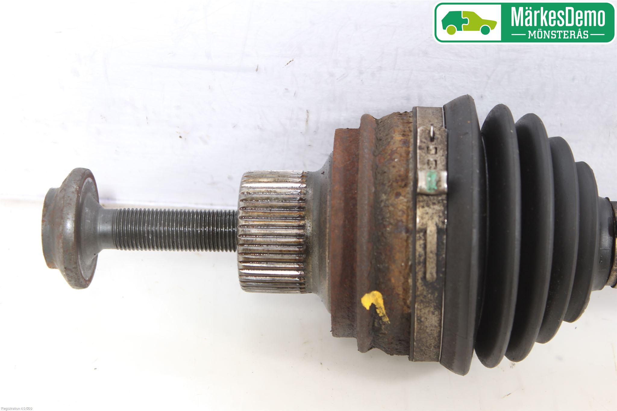 Audi A5 07-16 Drivaxel Fram Vänster