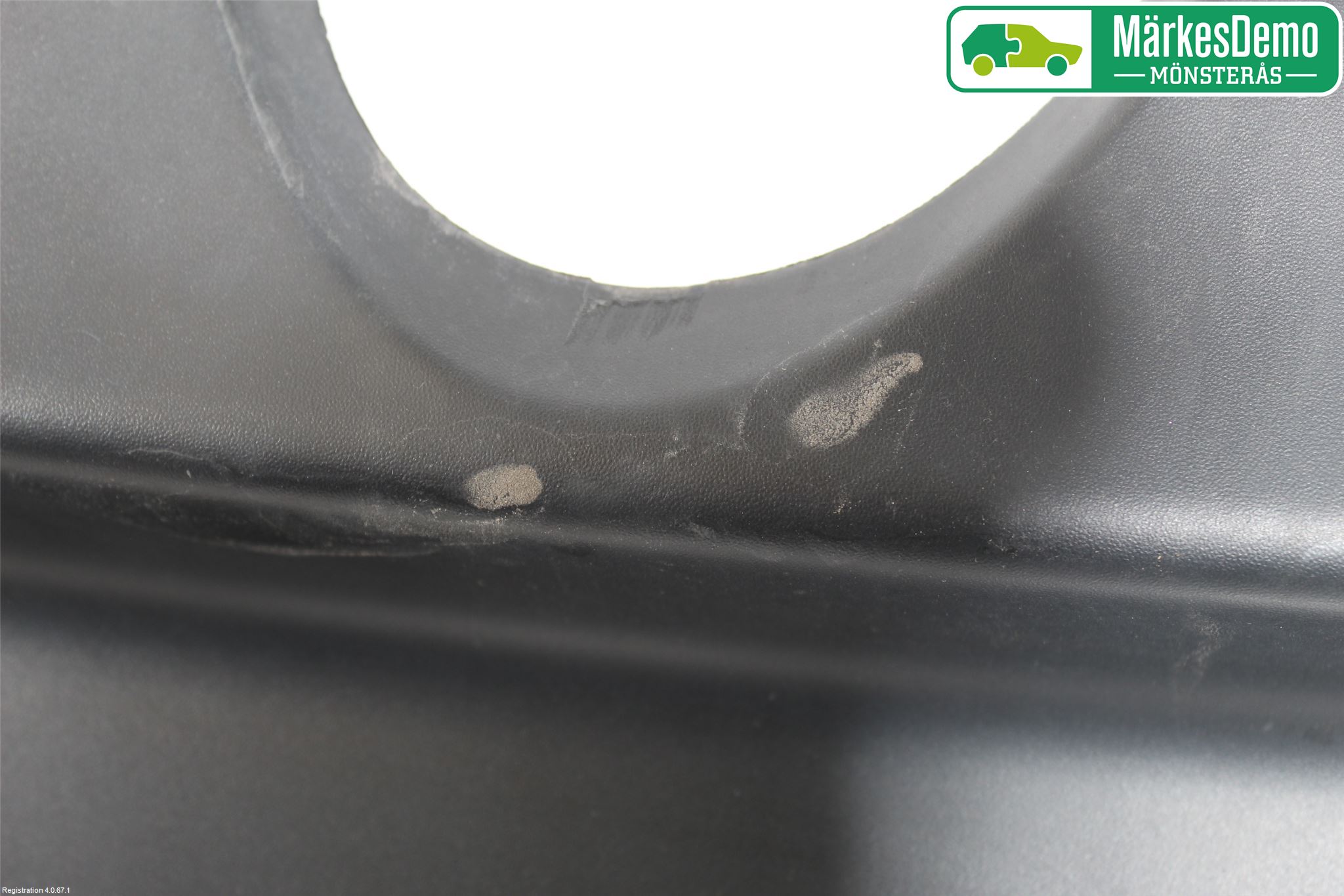 Nissan JUKE 10-14 Spoiler Bak