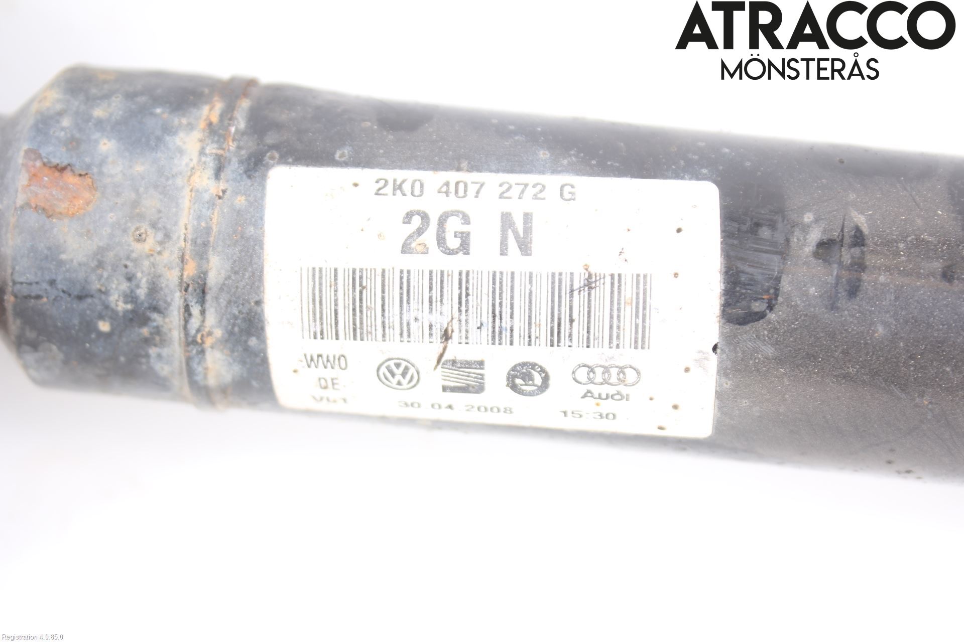 Volkswagen VW CADDY      04-10 Drivaxel Fram Höger