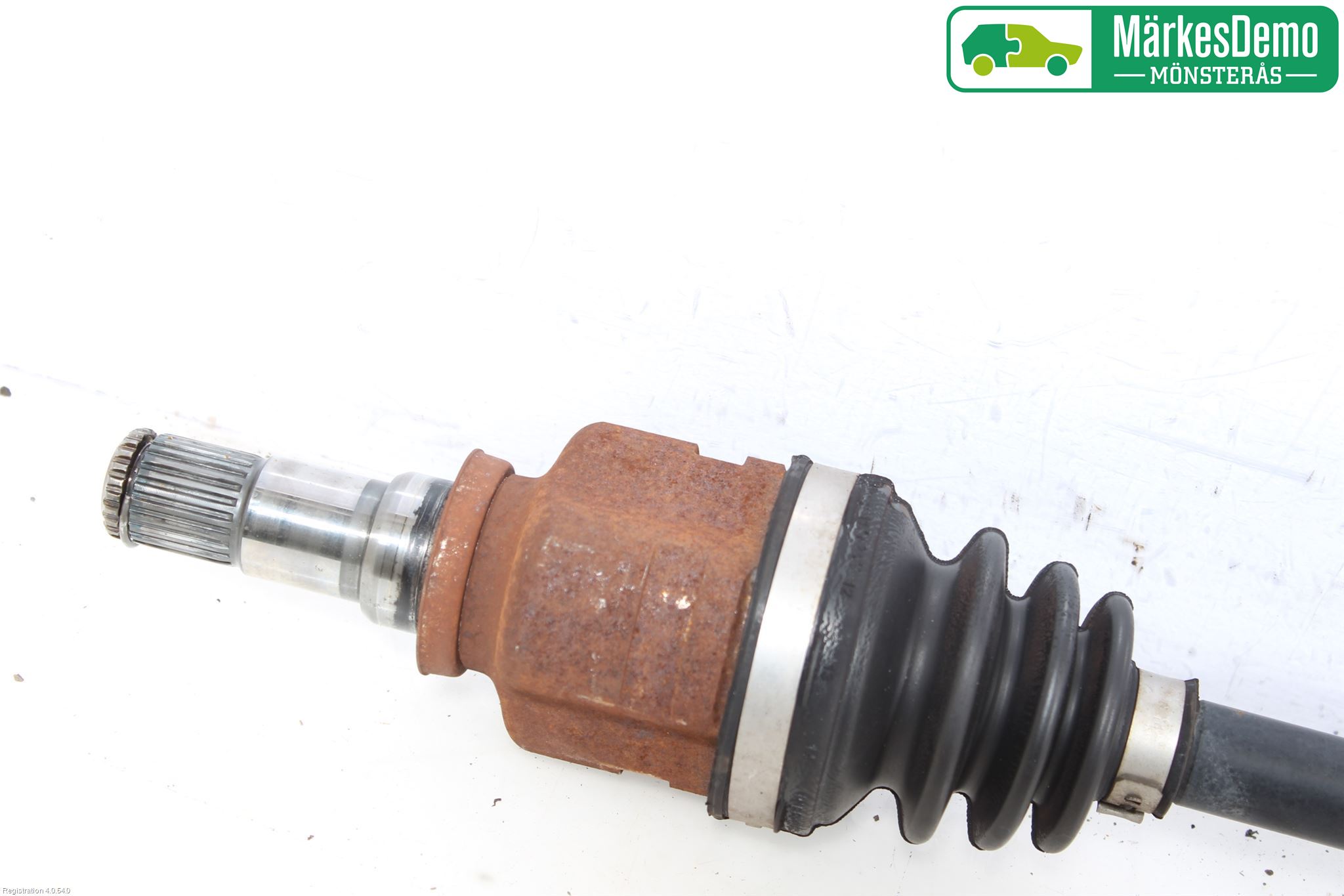 Toyota YARIS XP130 12-14 Drivaxel Fram Höger