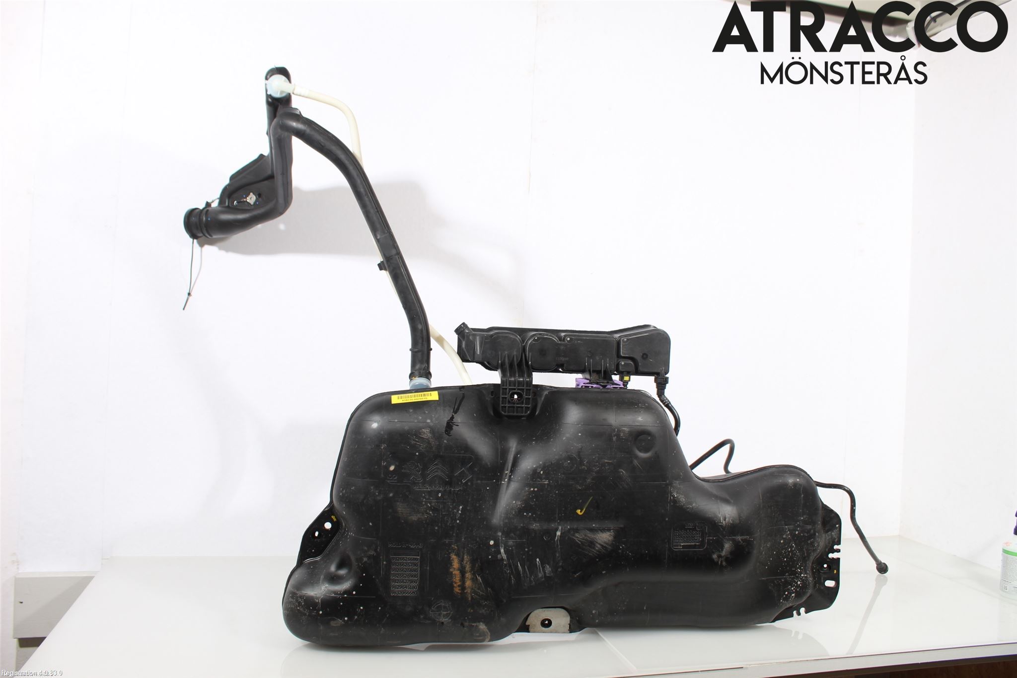 Opel CORSA F, CORSA-E 20- Bränsletank Insprutning