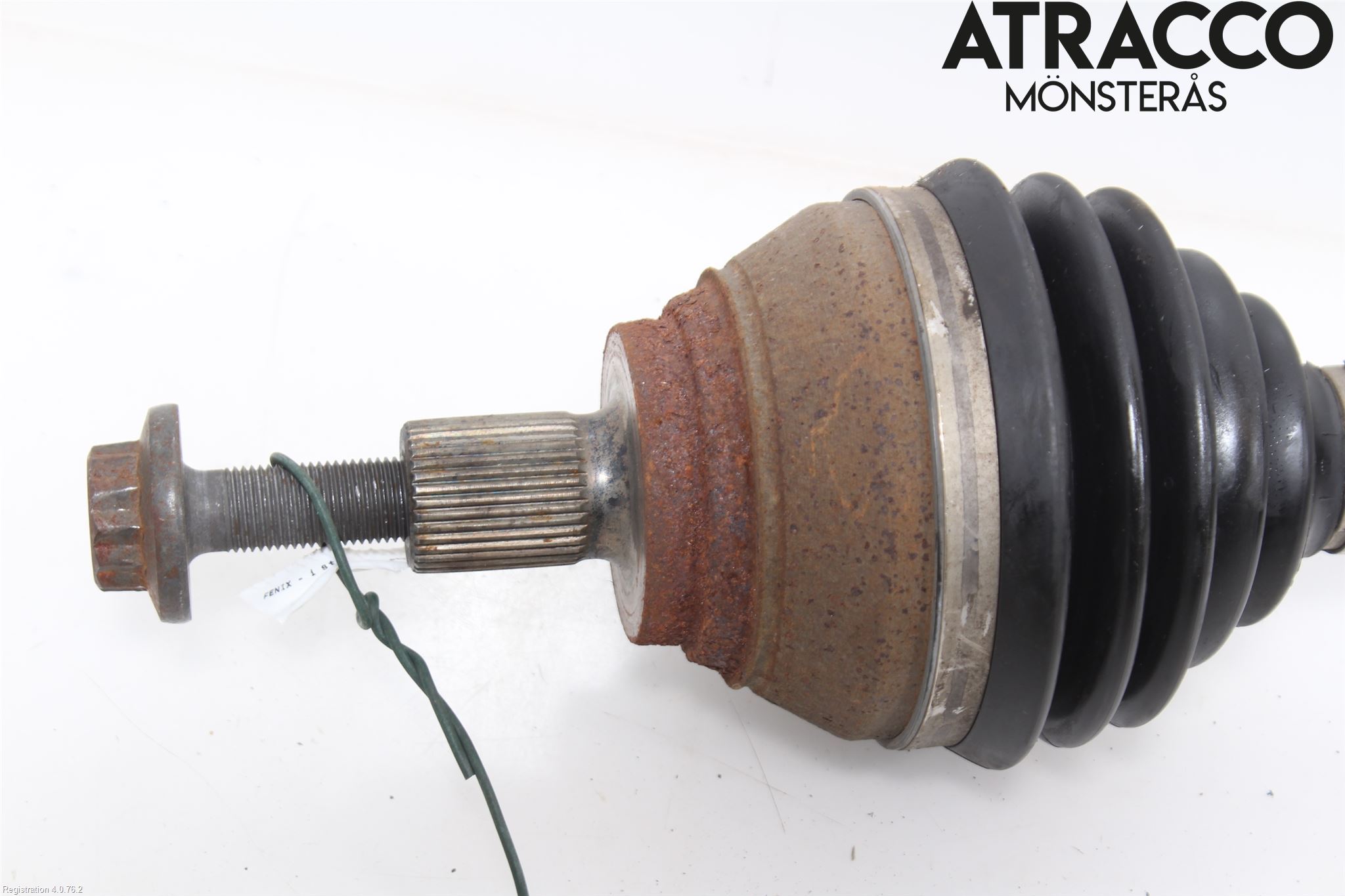 Volkswagen VW PASSAT 15-19 Drivaxel Fram Vänster