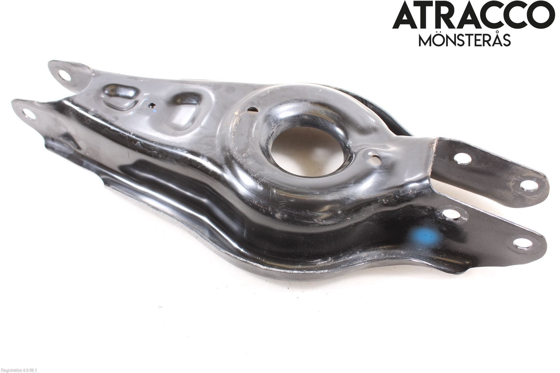 Tesla MODEL Y 21- Bärarm Bak Höger