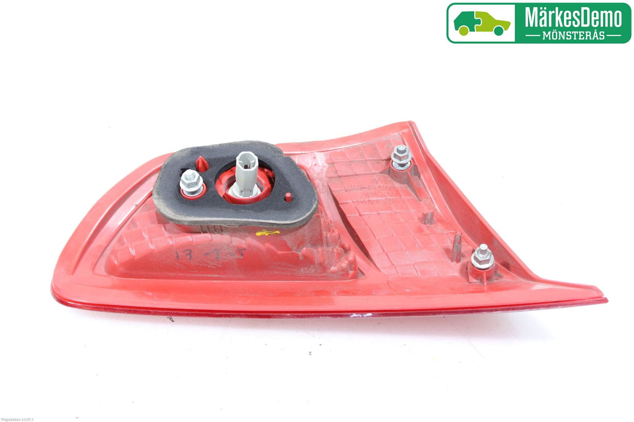 Mitsubishi LANCER 07-14 Bakljus Lucka Hö