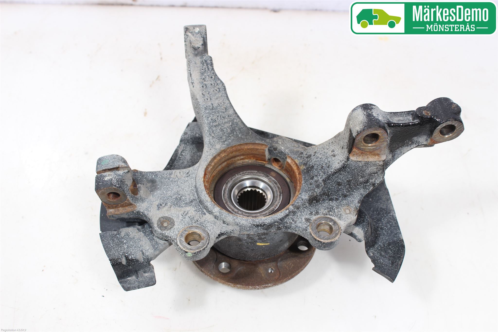 Opel CORSA E 15-19 Styrspindel Lagerhus Vä