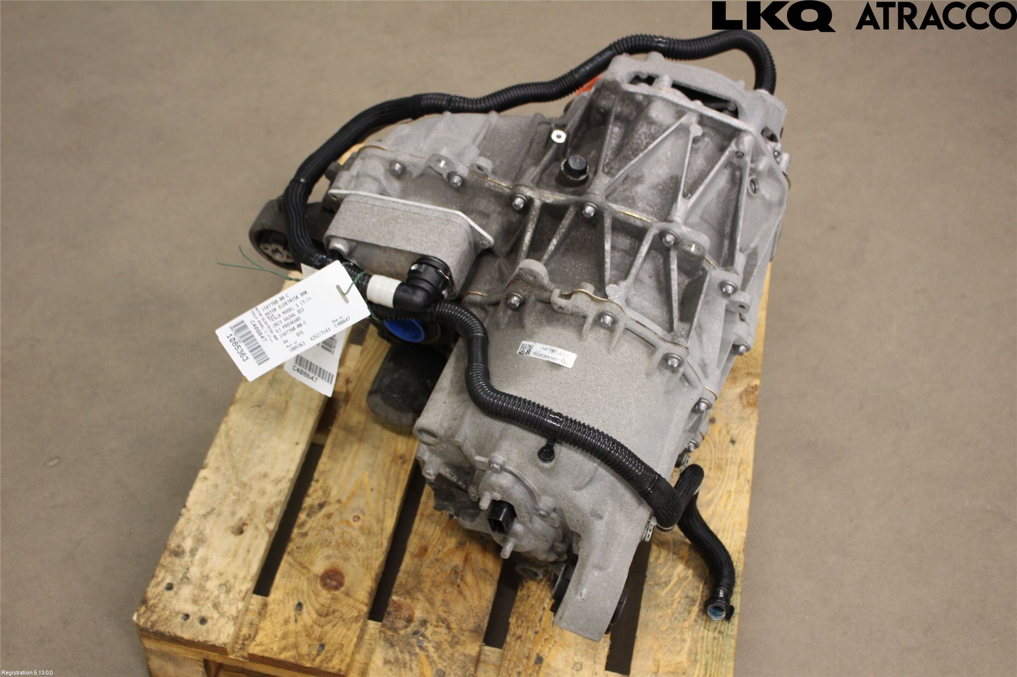 Tesla MODEL 3 17- Motor Elektrisk Bak
