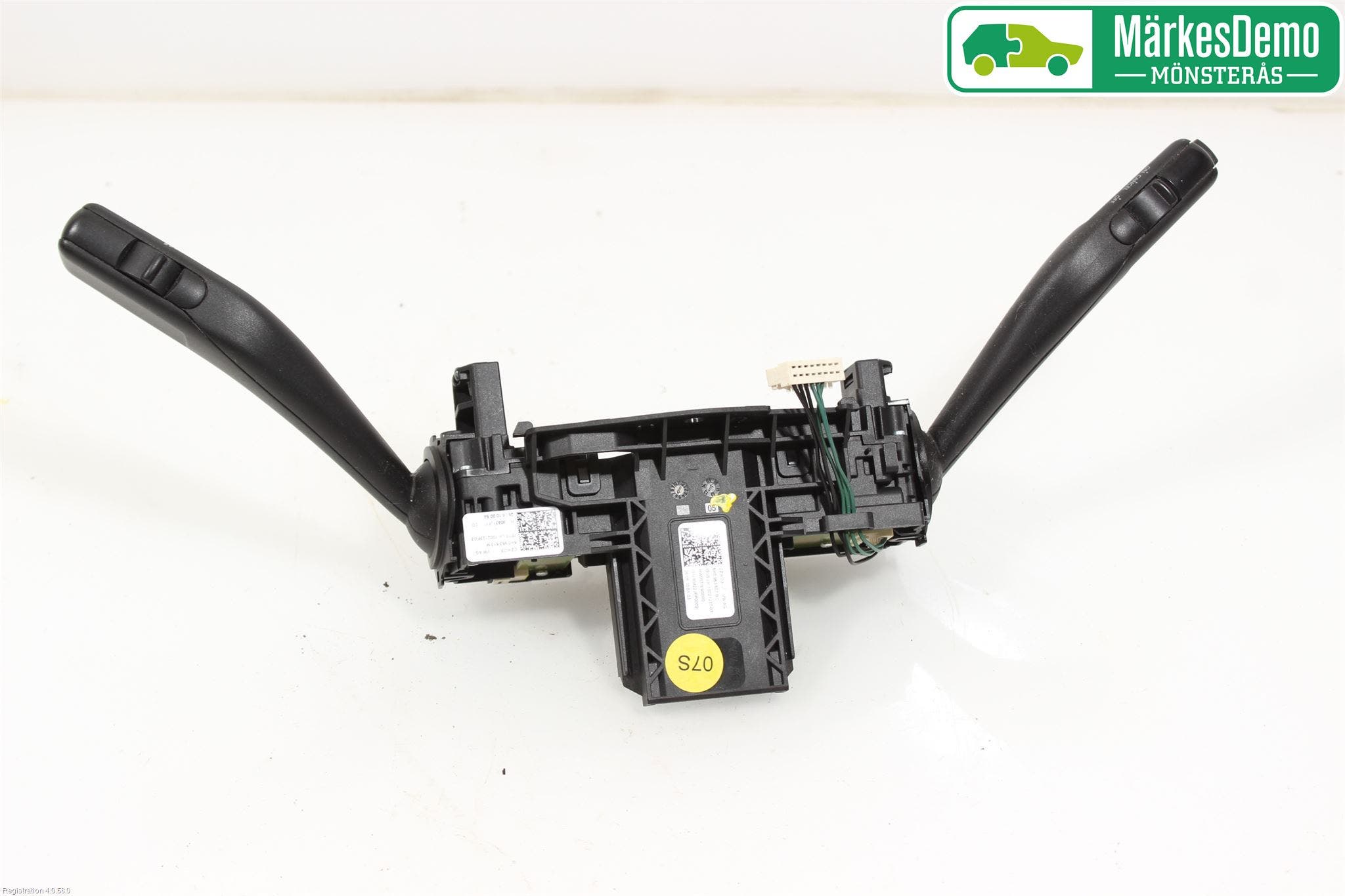 Volkswagen VW GOLF VI 09-13 Spakcentral