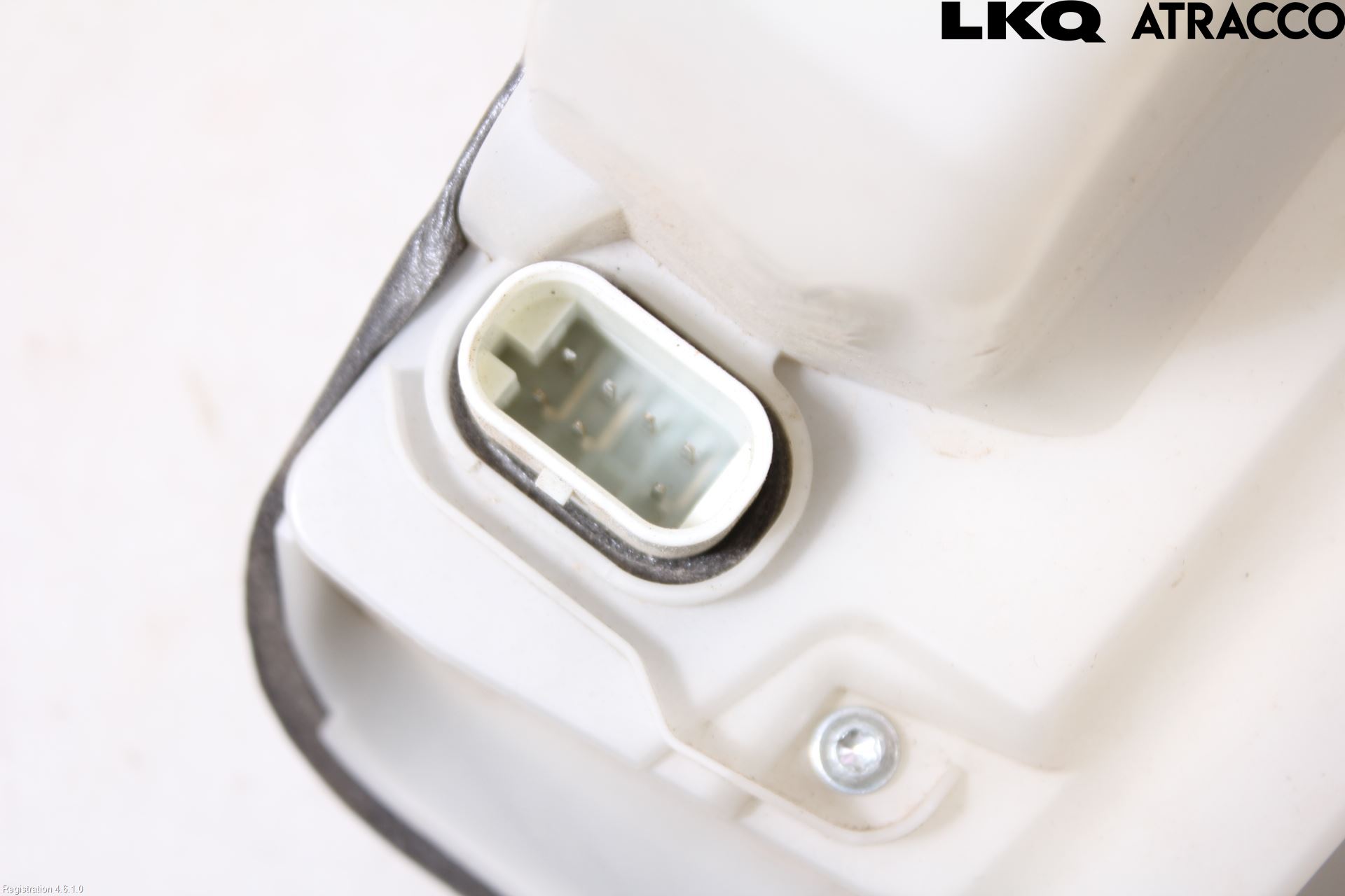 Tesla MODEL Y 21- Låskista-Dörrlås