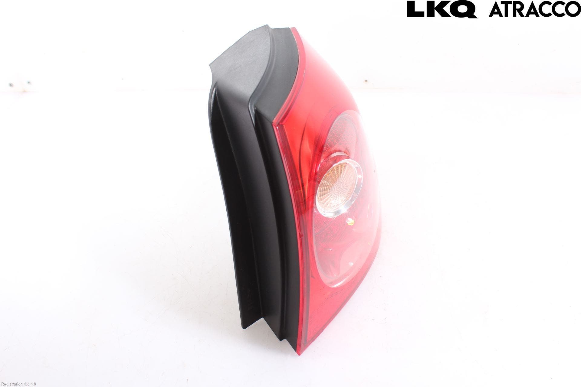 Volkswagen VW GOLF V 04-09 Bakljus Höger