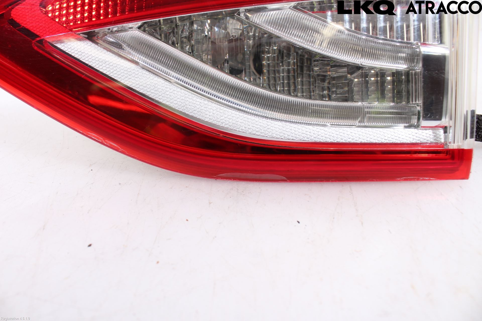 Ford KUGA 13-16 Bakljus Lucka Hö