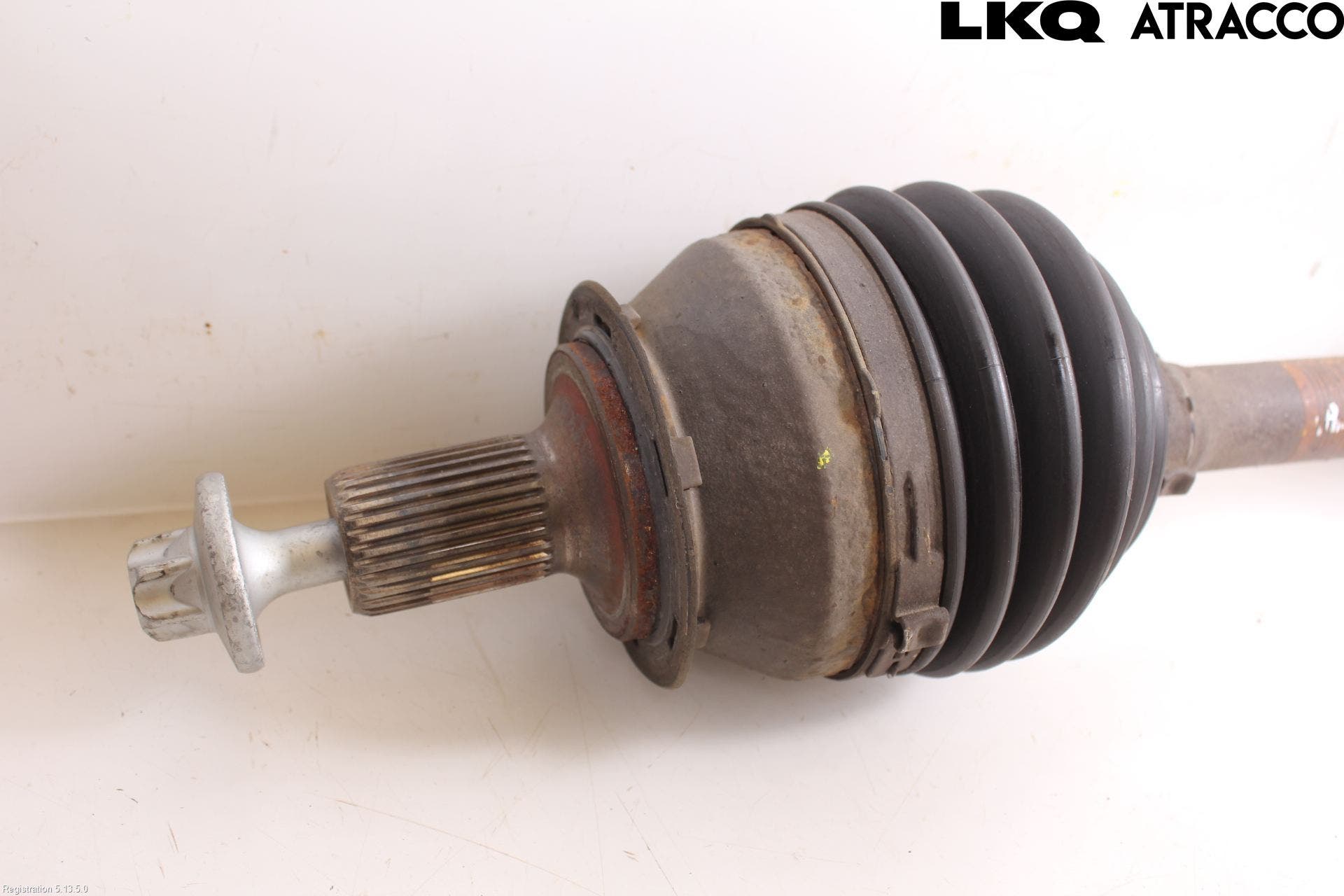 Mercedes-Benz MB GLA-KLASS (X156) 13-20 Drivaxel Fram Vänster