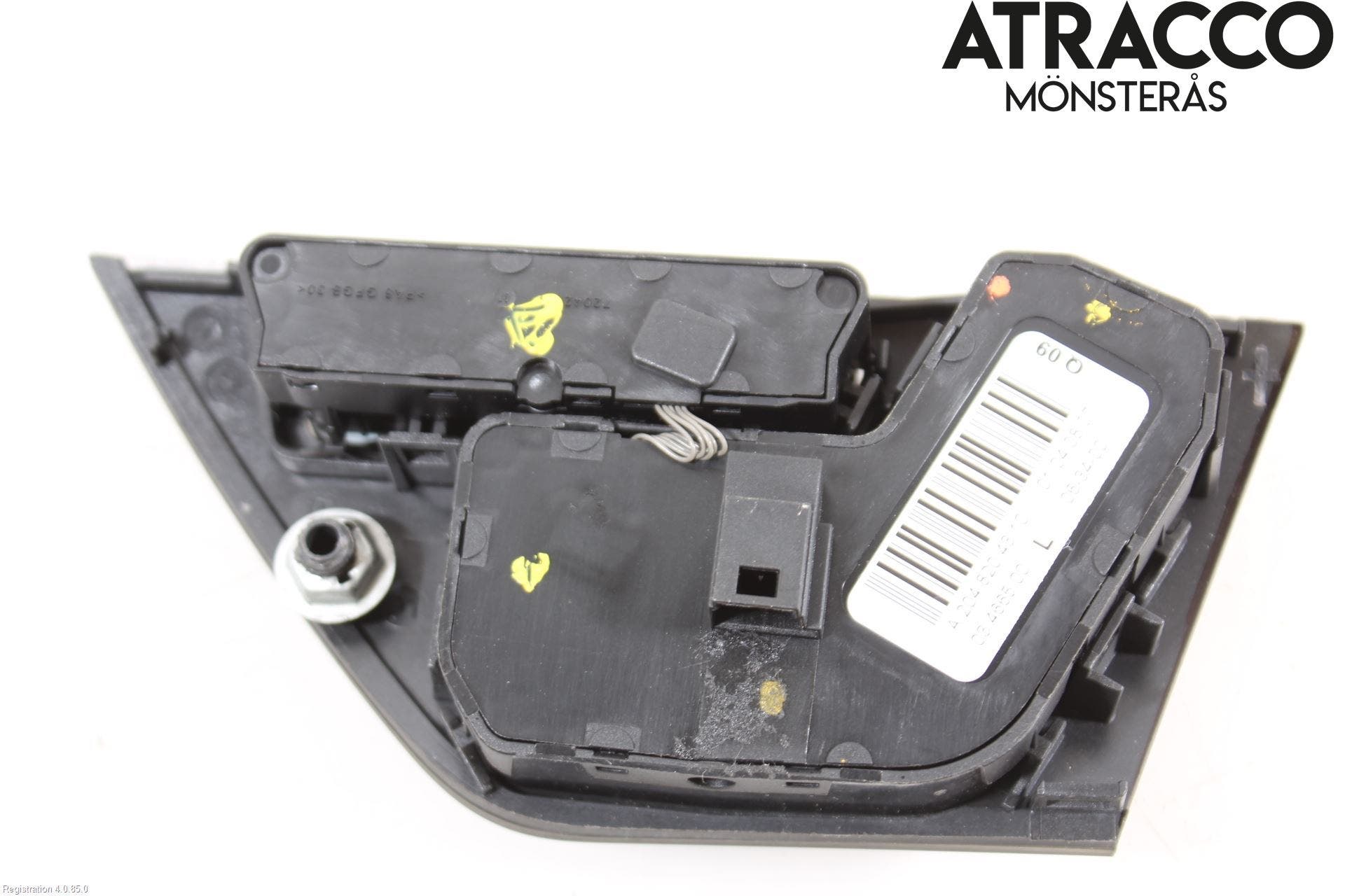 Mercedes-Benz MB C-KLASS (W204) 07-15 Strömställare Stolregler