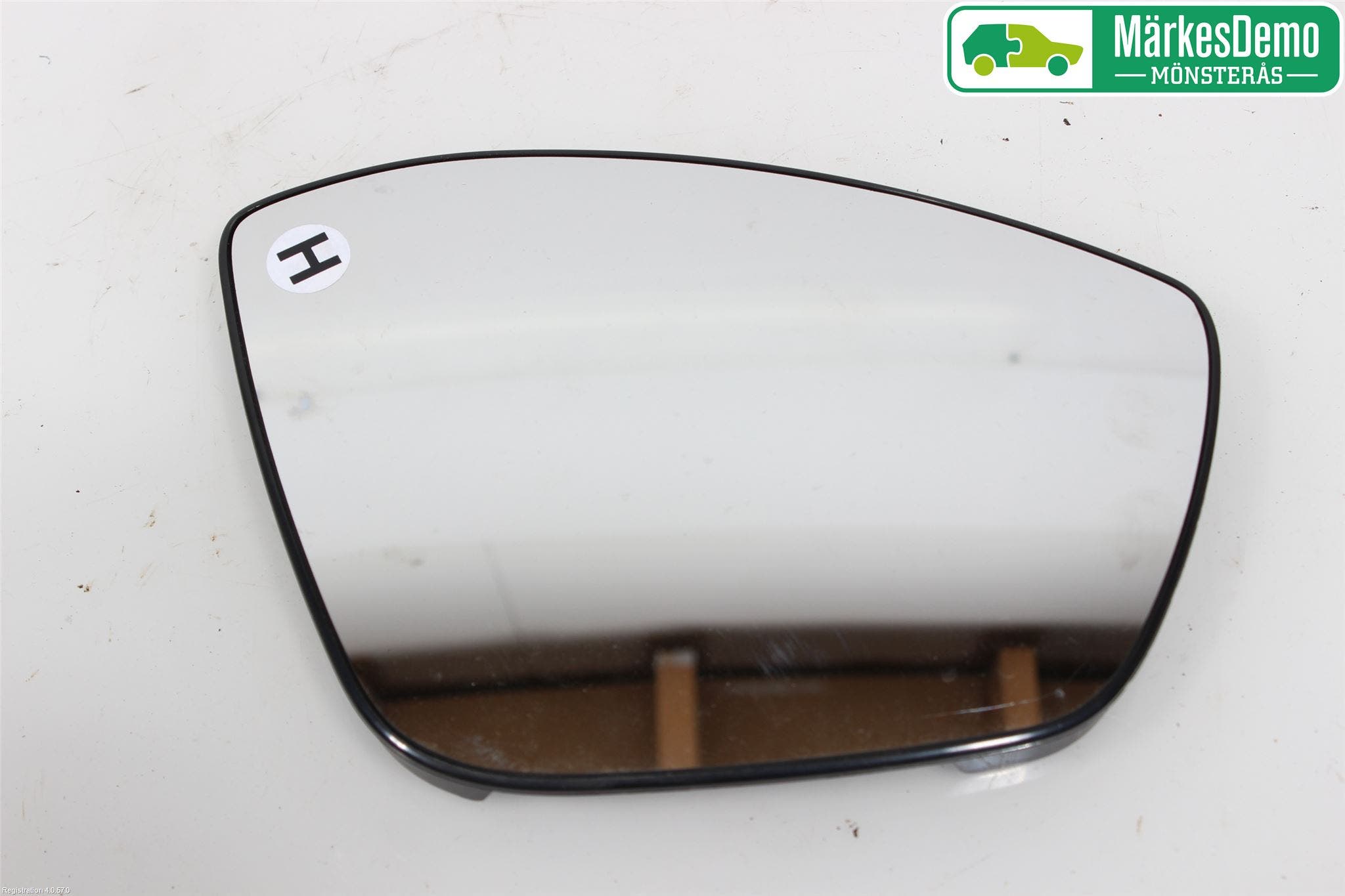 Peugeot 2008 13-20 Spegelglas Hö
