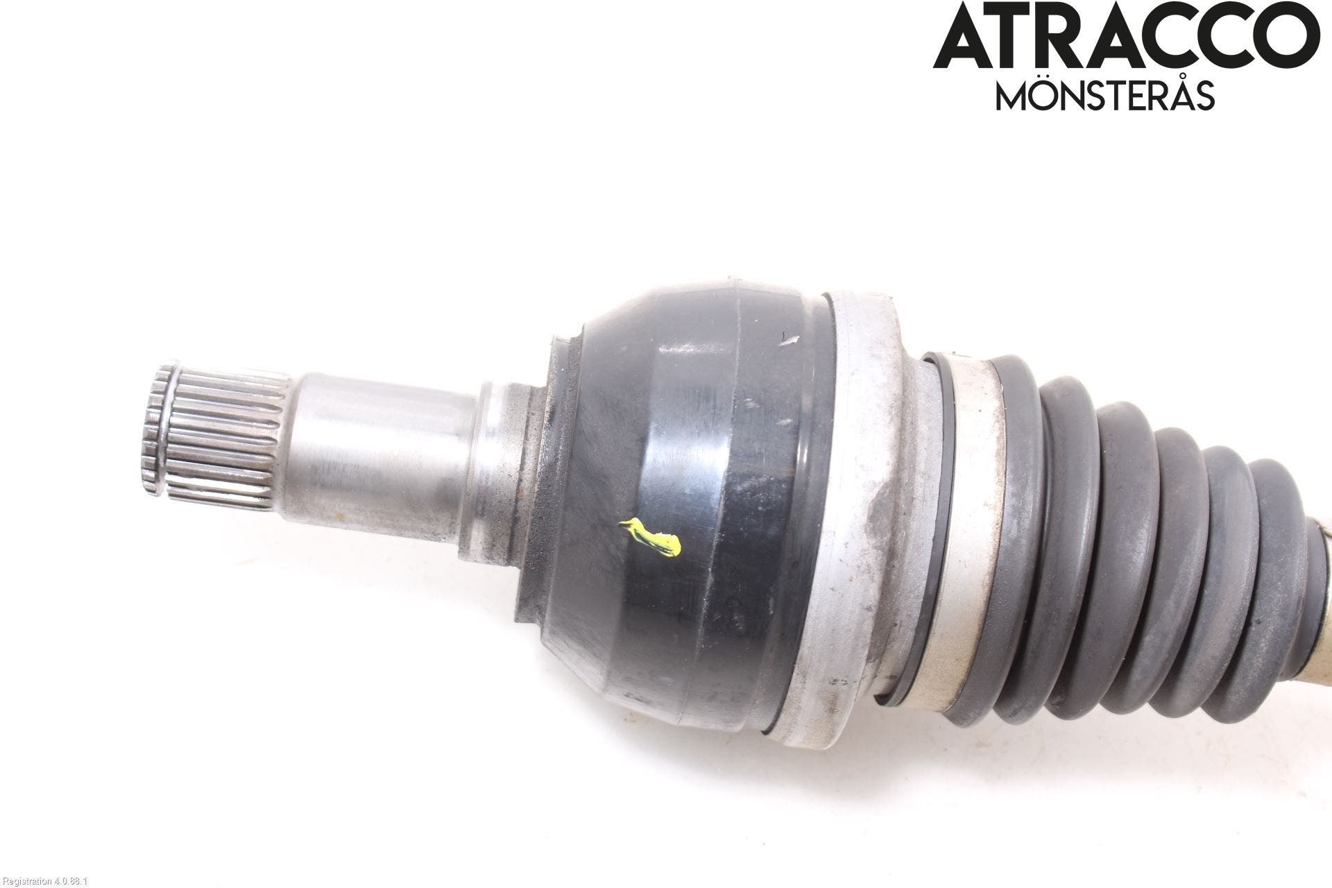 Mercedes-Benz MB CLA-KLASS (C117/X117) 13-19 Drivaxel Fram Vänster