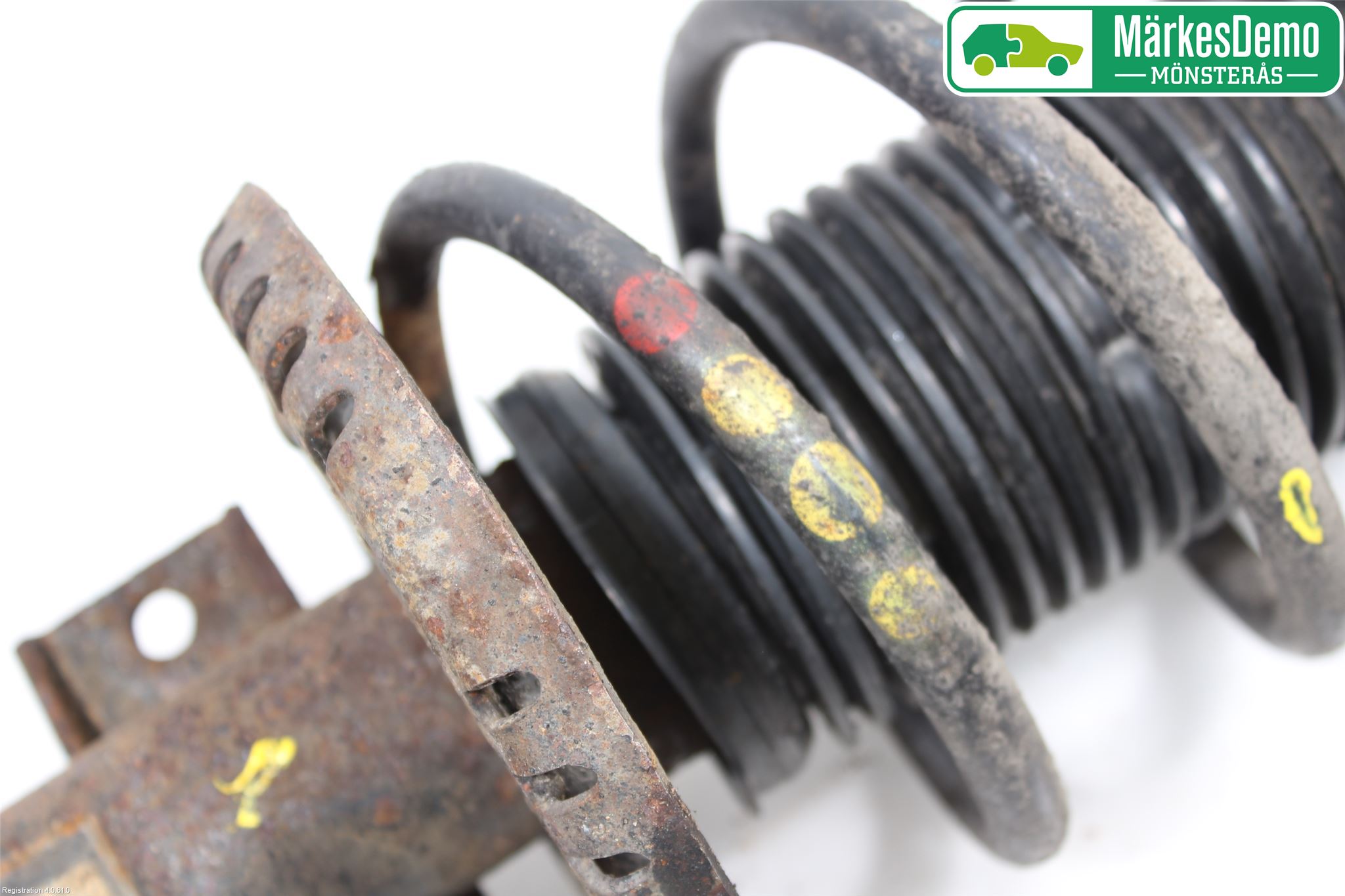 Skoda PRAKTIK Fjäderben Fram Höger