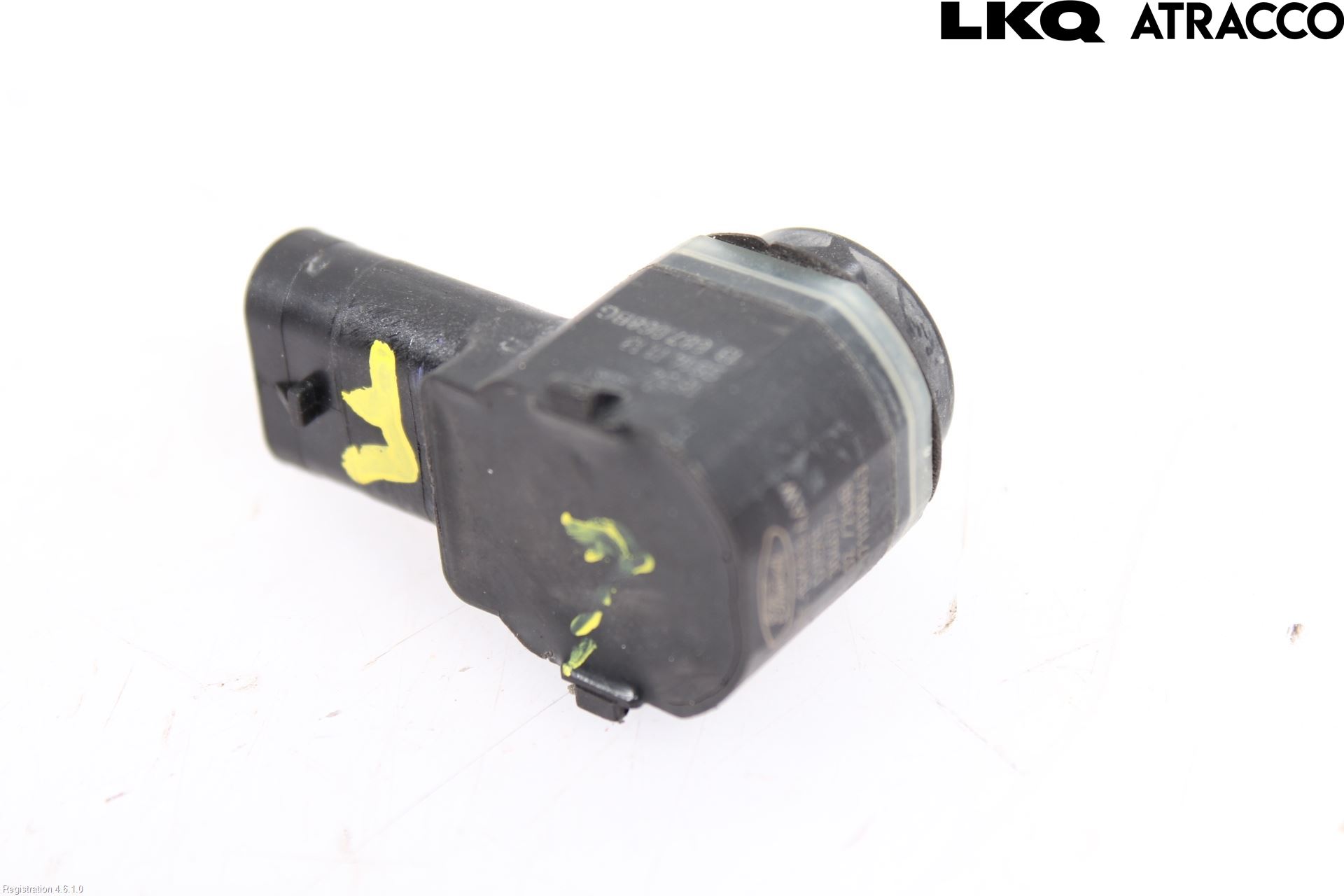 Ford KUGA 13-16 Parkeringshjälp Frontsensor