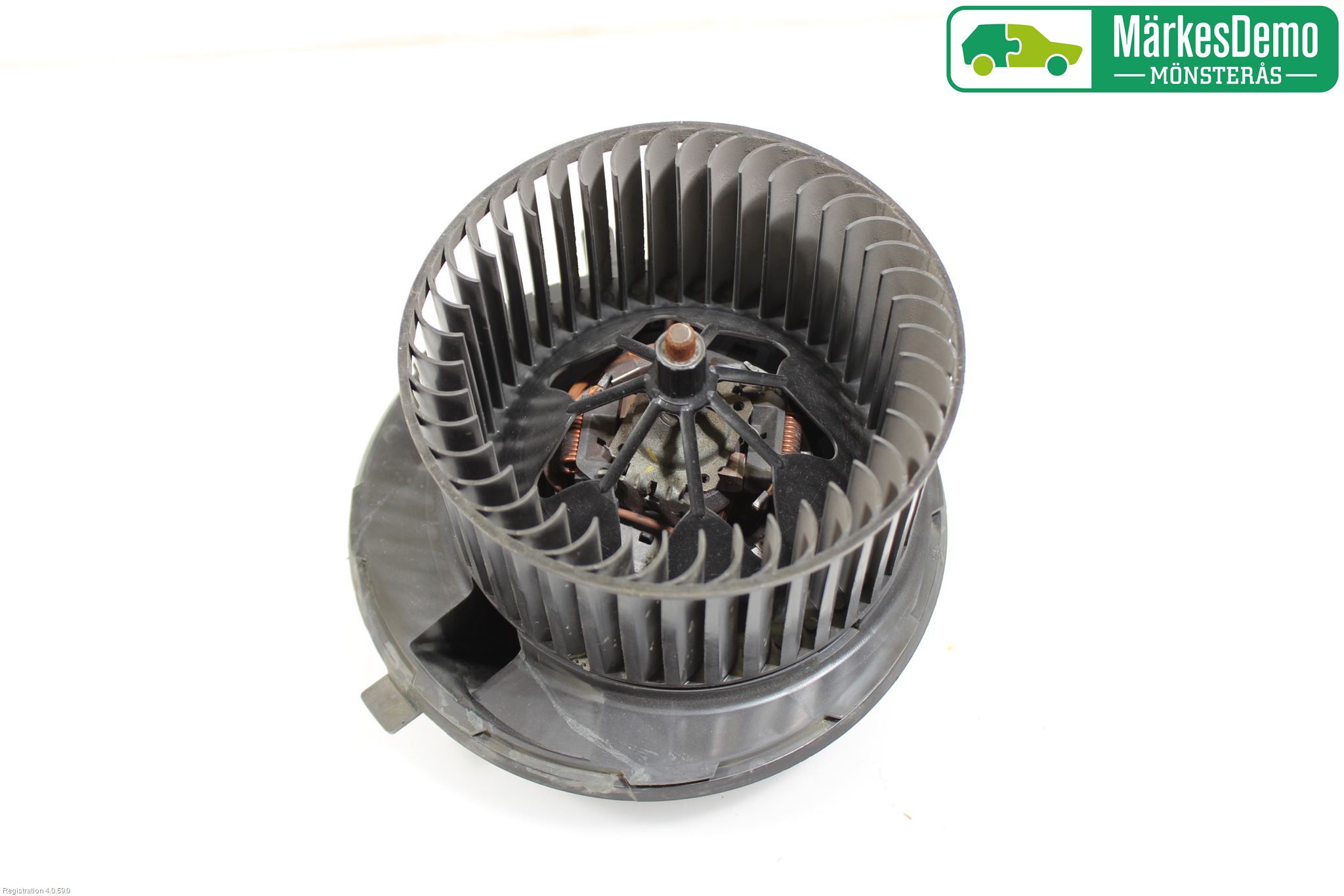 Volkswagen VW CADDY 11-15 Värmefläkt