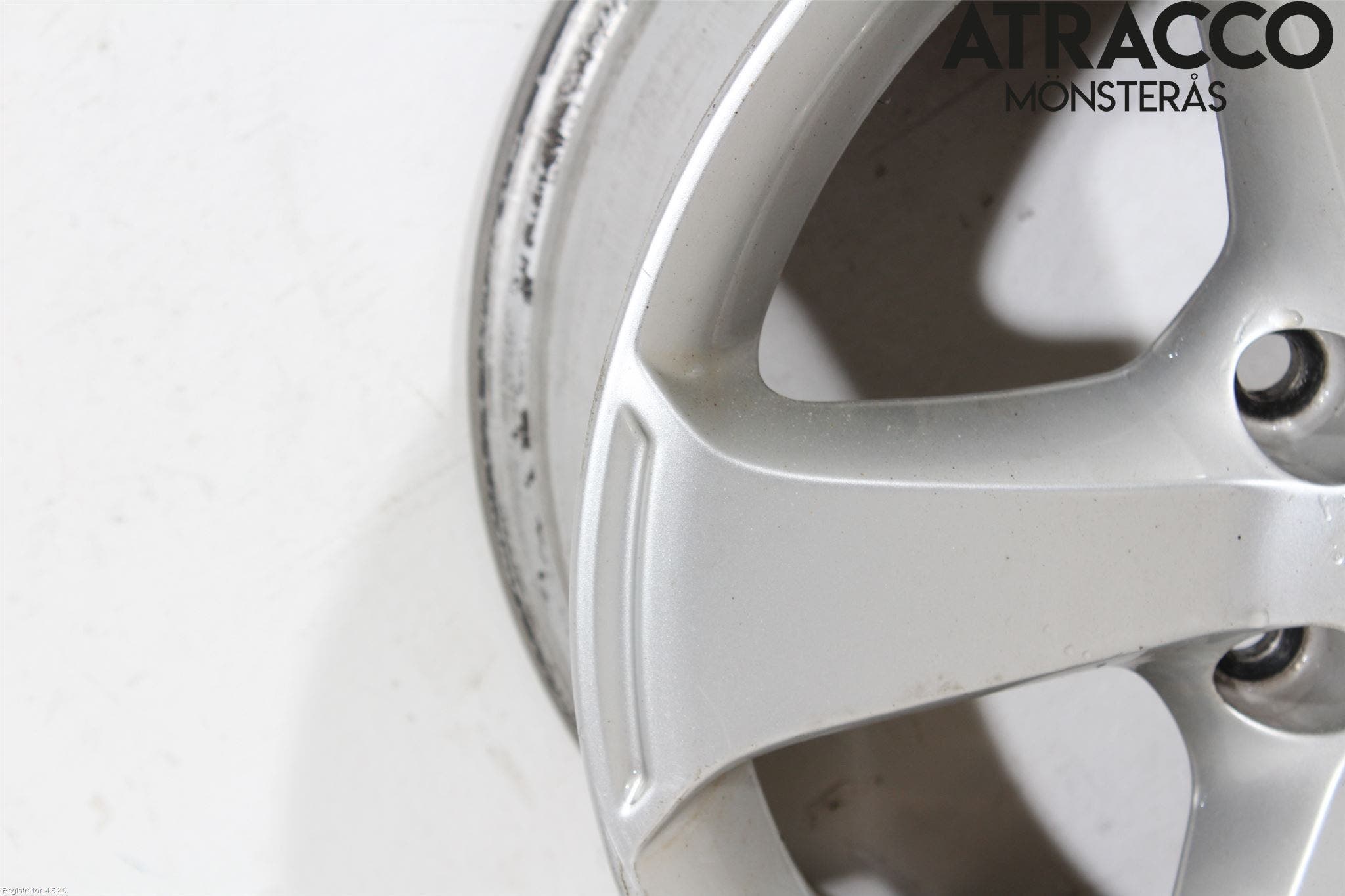 Volkswagen VW TOURAN 10-15 Fälg Aluminium