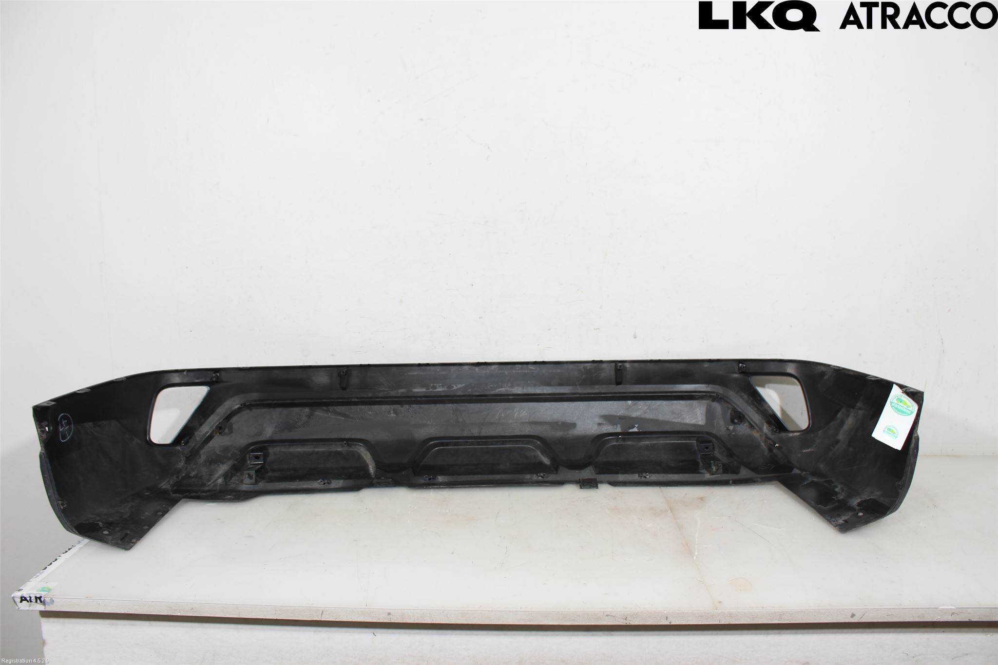 Mitsubishi ECLIPS CROSS Spoiler Bak