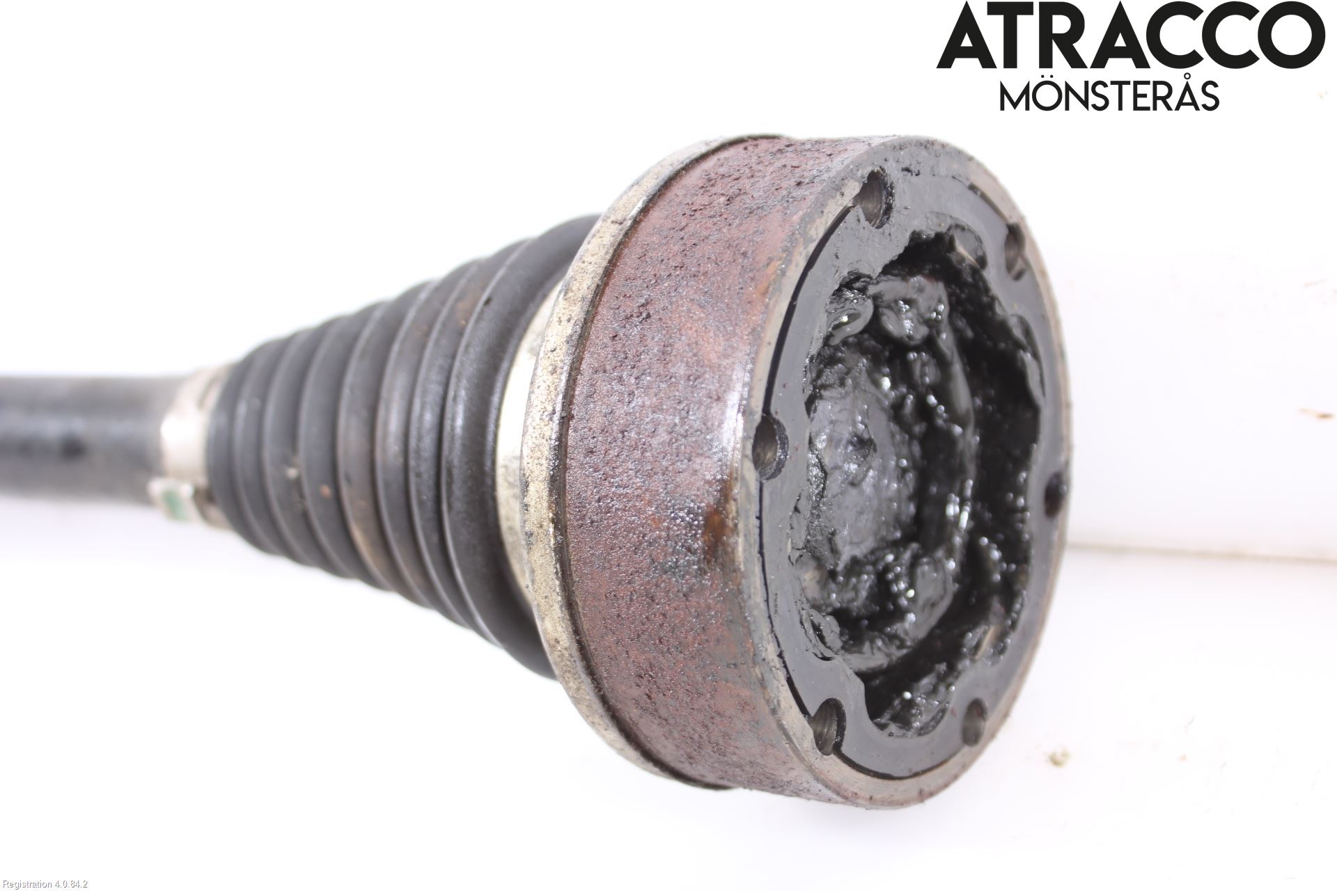 Volkswagen VW PASSAT 11-14 Drivaxel Fram Vänster