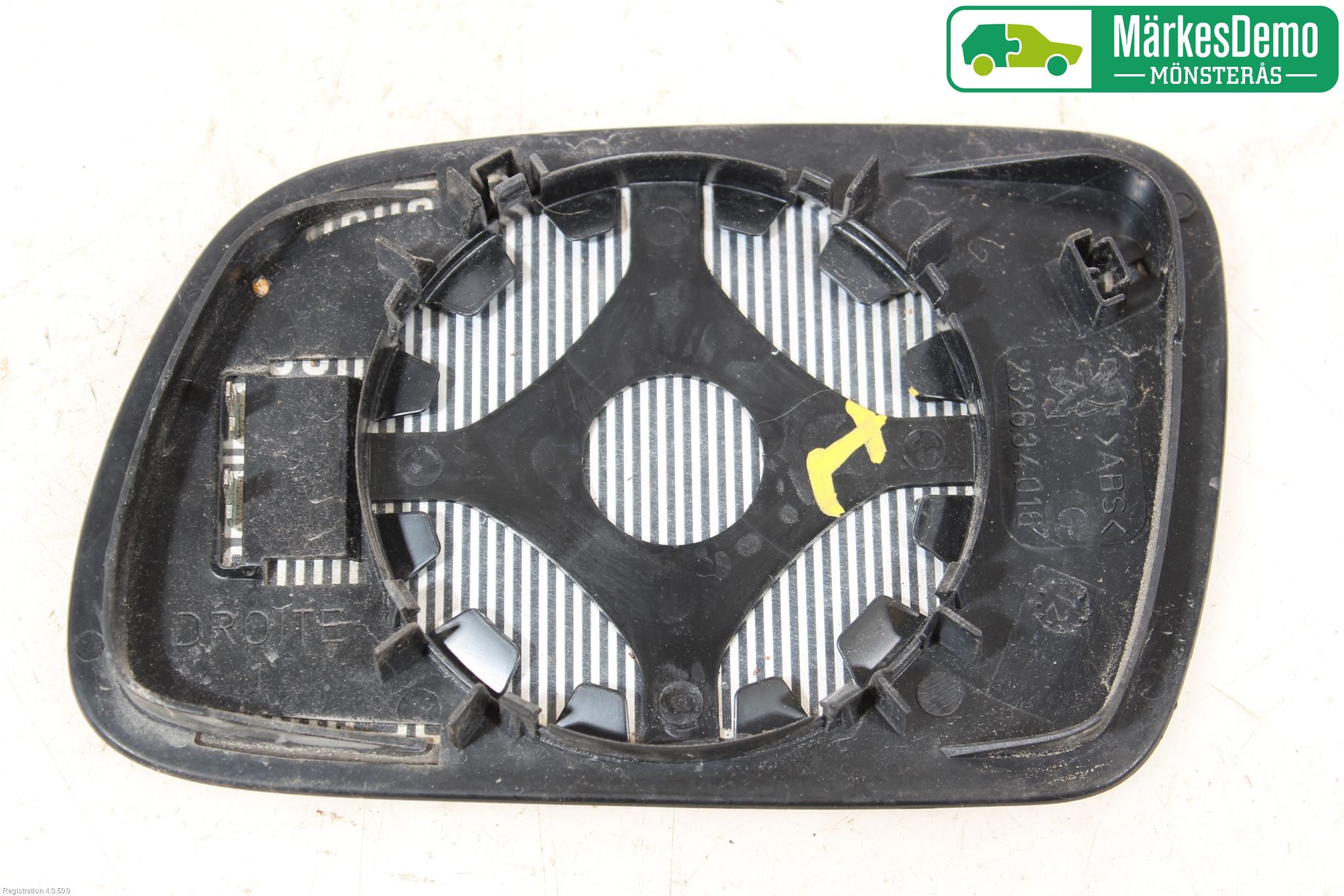 Peugeot 307     05-08 Spegelglas Hö