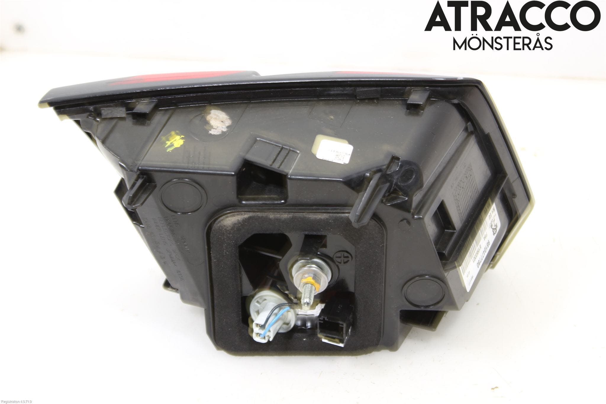 Peugeot 3008 17-24 Bakljus Lucka Hö