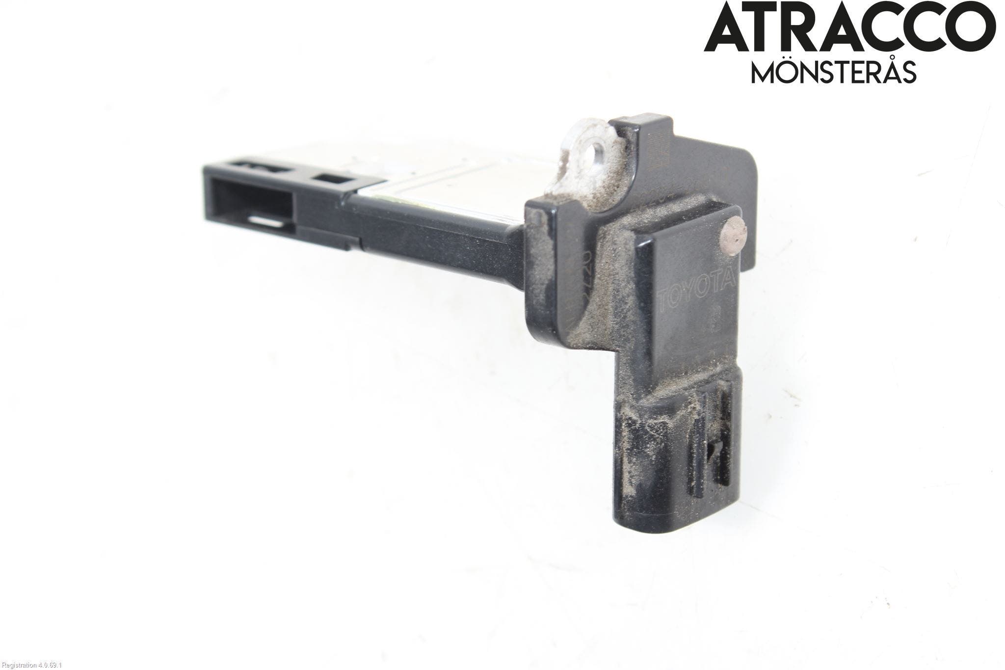 Toyota AVENSIS 09-15 Injluftmassamätare