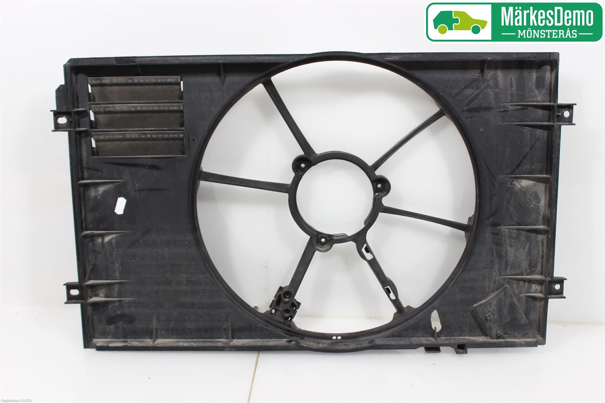 Volkswagen VW GOLF VI 09-13 Kylfläktkåpa