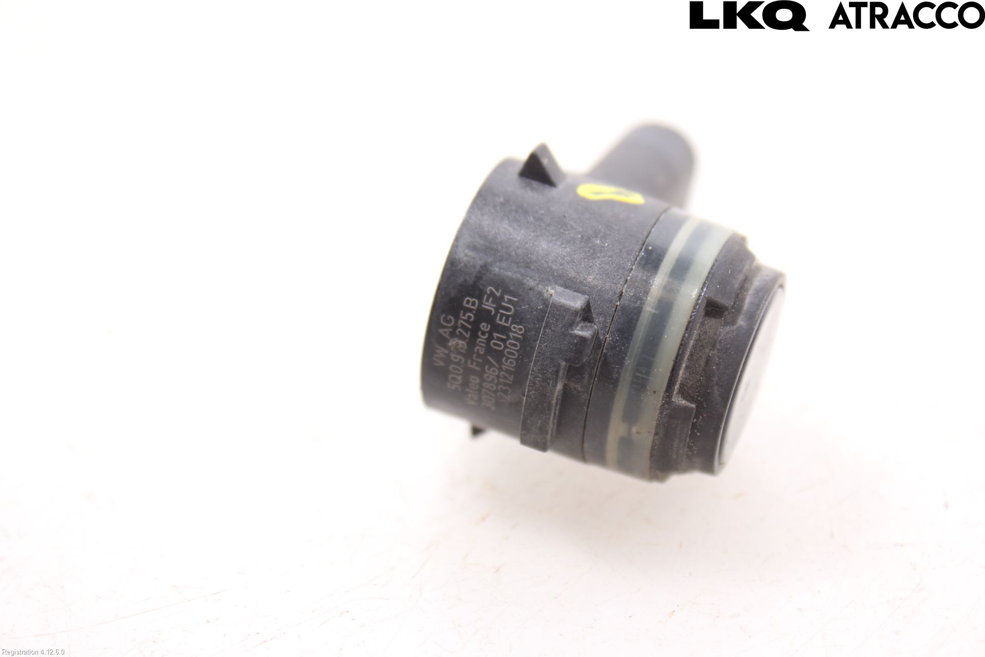 Volkswagen VW PASSAT 15-19 Parkeringshjälp Frontsensor
