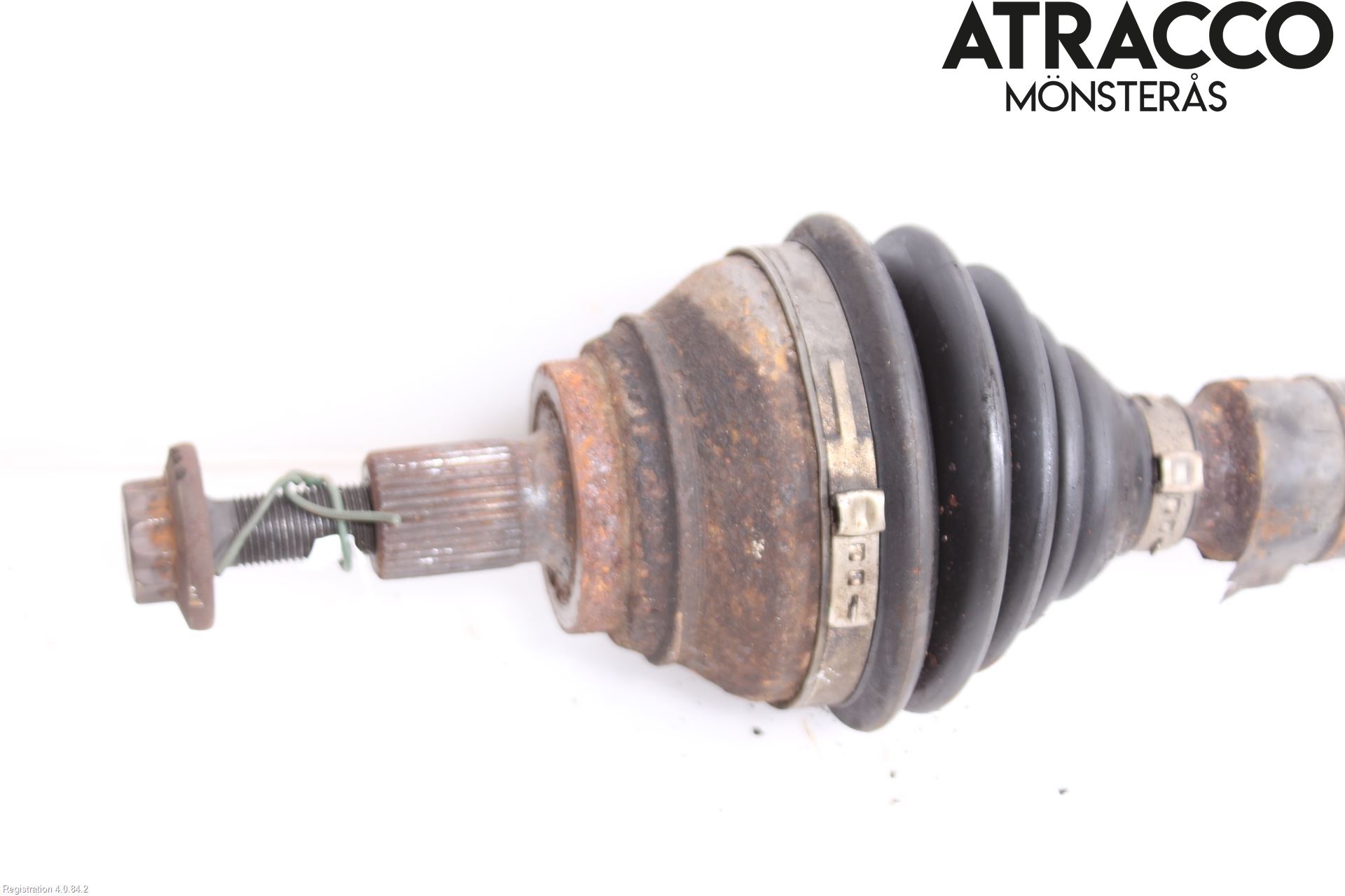 Volkswagen VW CADDY      04-10 Drivaxel Fram Höger