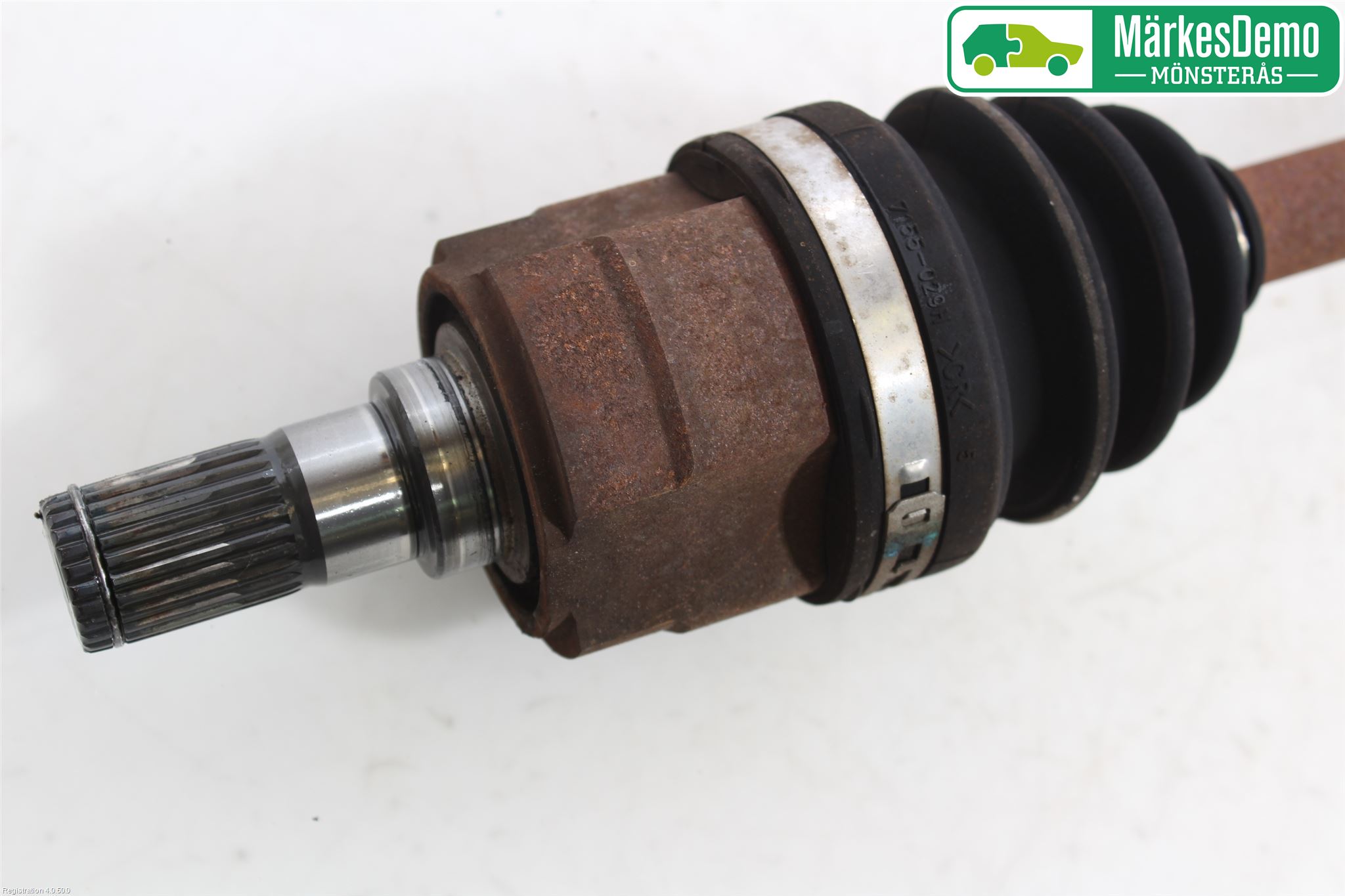 Hyundai i20 PB 09-14 Drivaxel Fram Höger