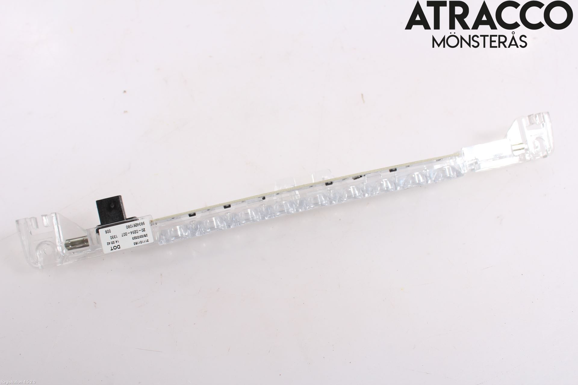 Citroen C4/E-C4 C4X/E-C4X III 21- Bromsljus Bakruta