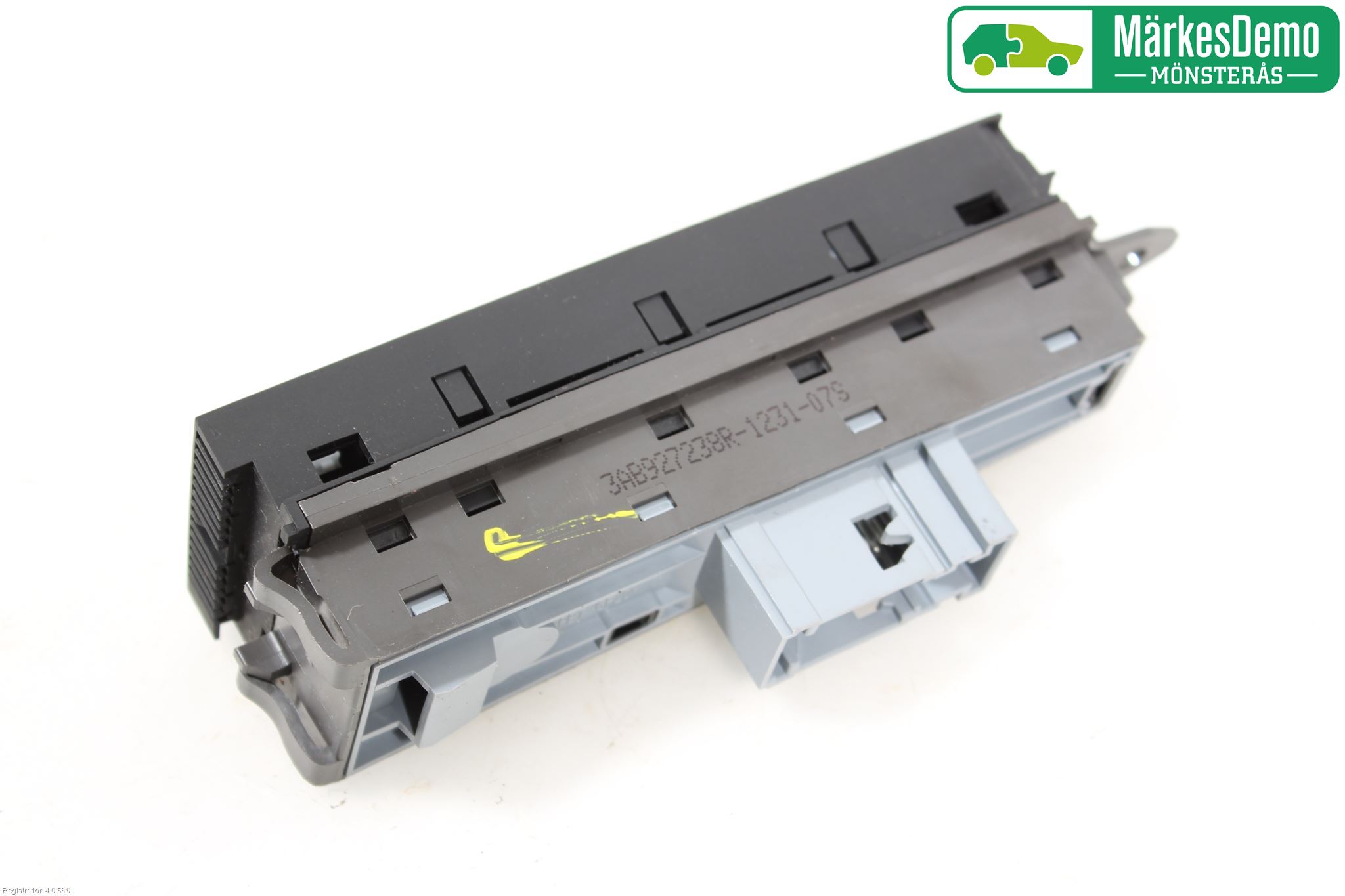 Volkswagen VW PASSAT 11-14 Strömställare Övrigt