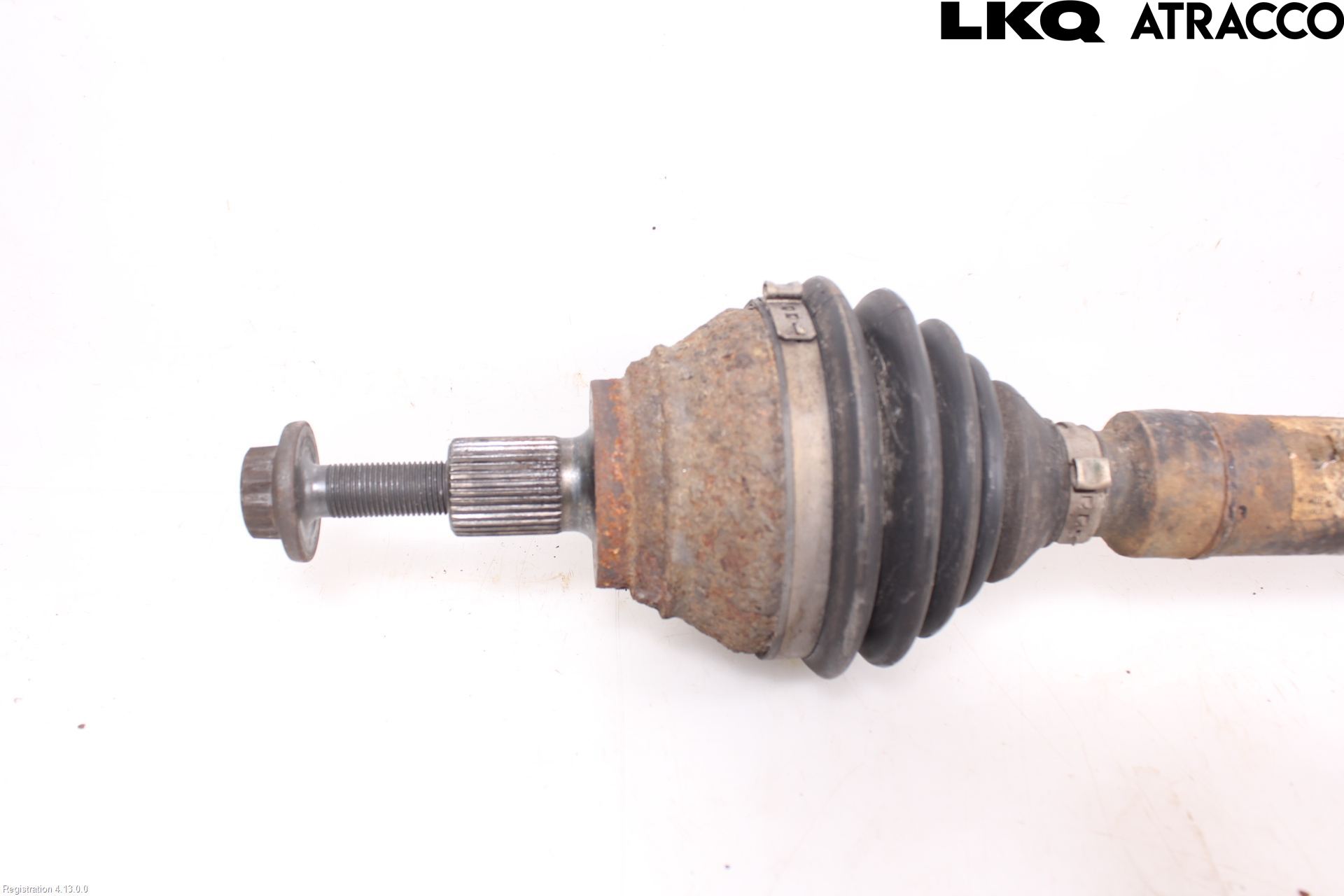 Volkswagen VW PASSAT 11-14 Drivaxel Fram Höger