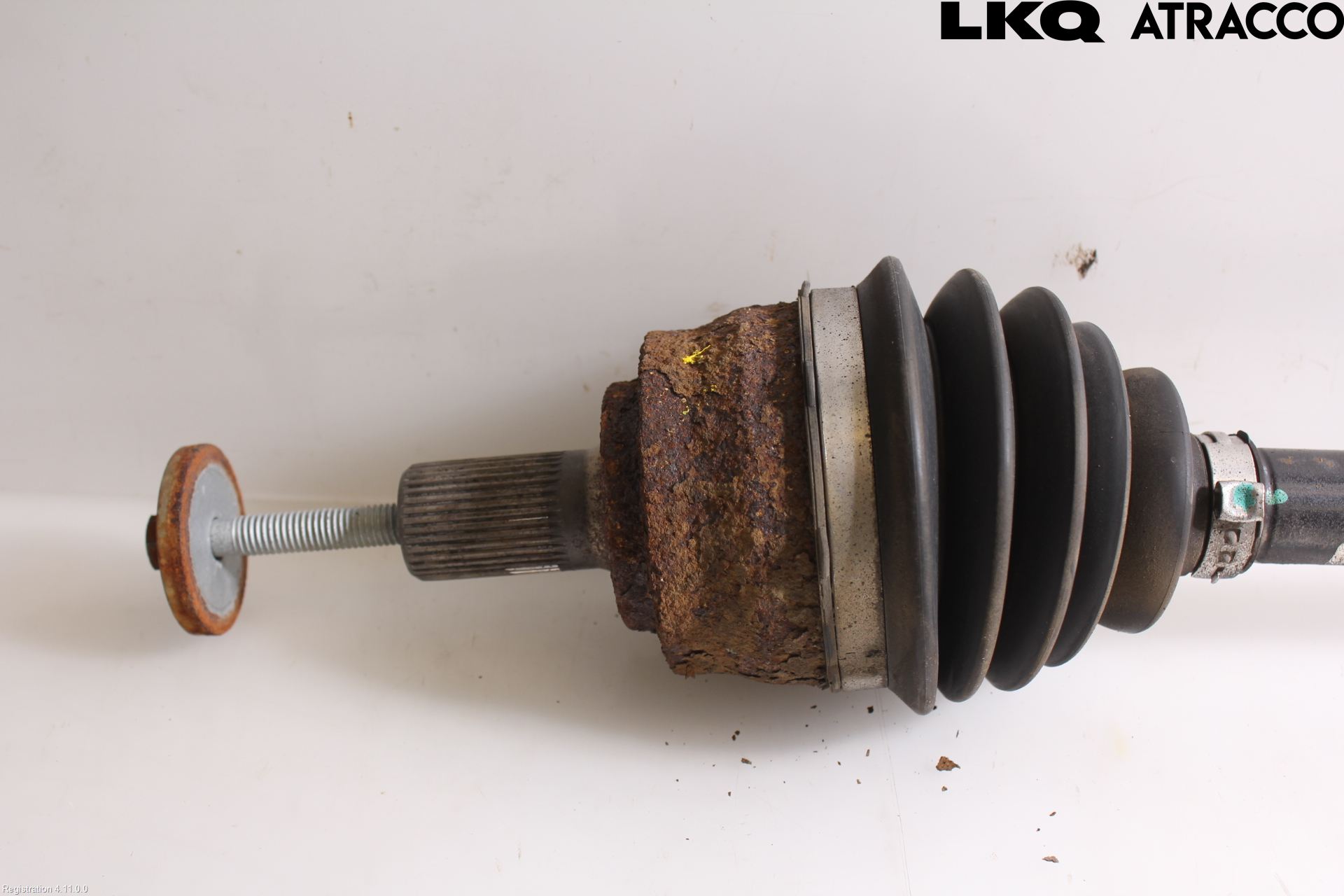 Volvo V40 12-19 Drivaxel Fram Vänster