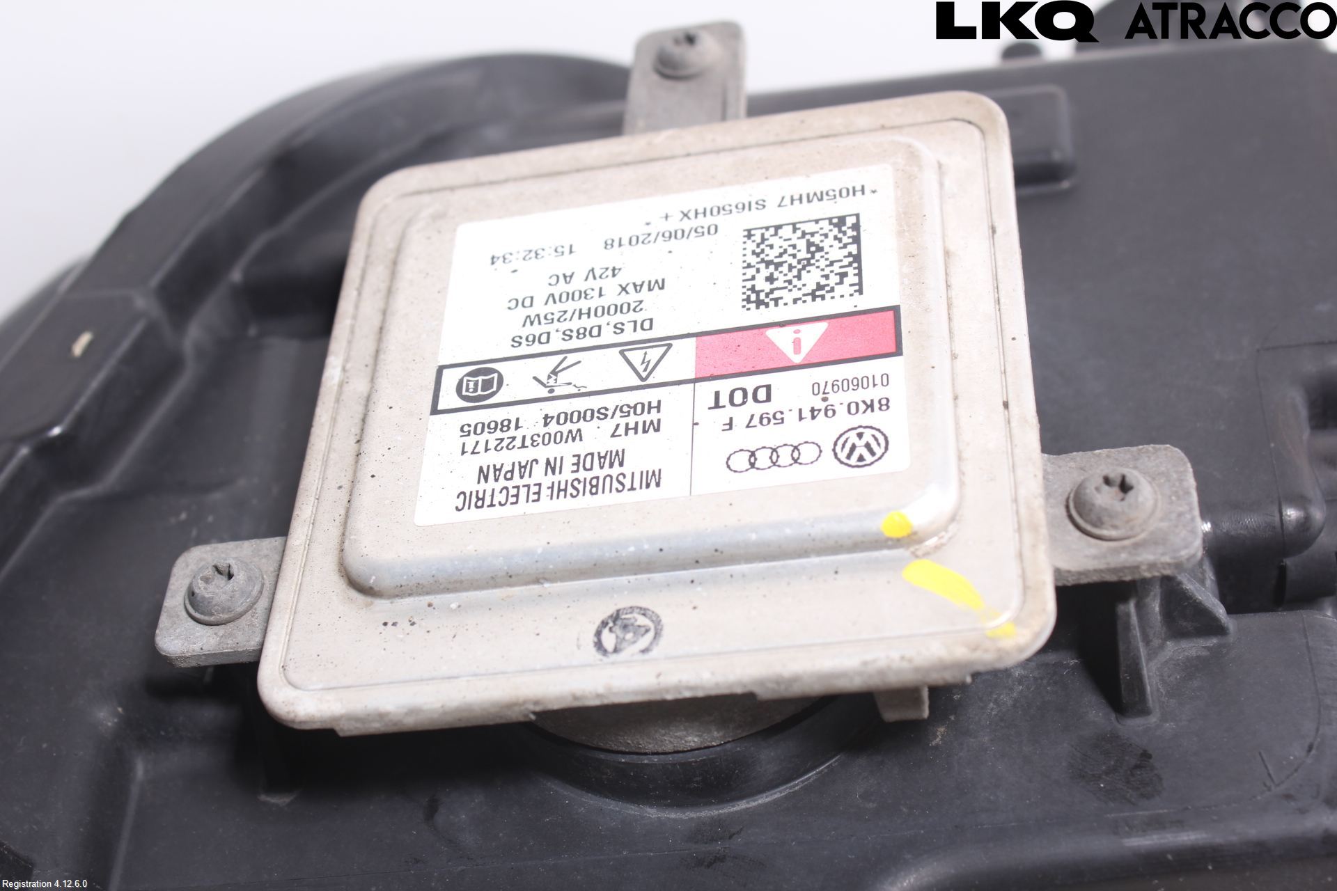 Volkswagen VW CADDY 16-20 Strålkastare Höger