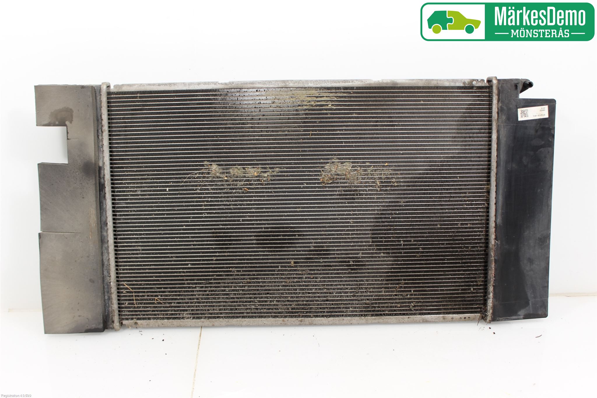 Toyota AURIS 10-12 Kylare Man