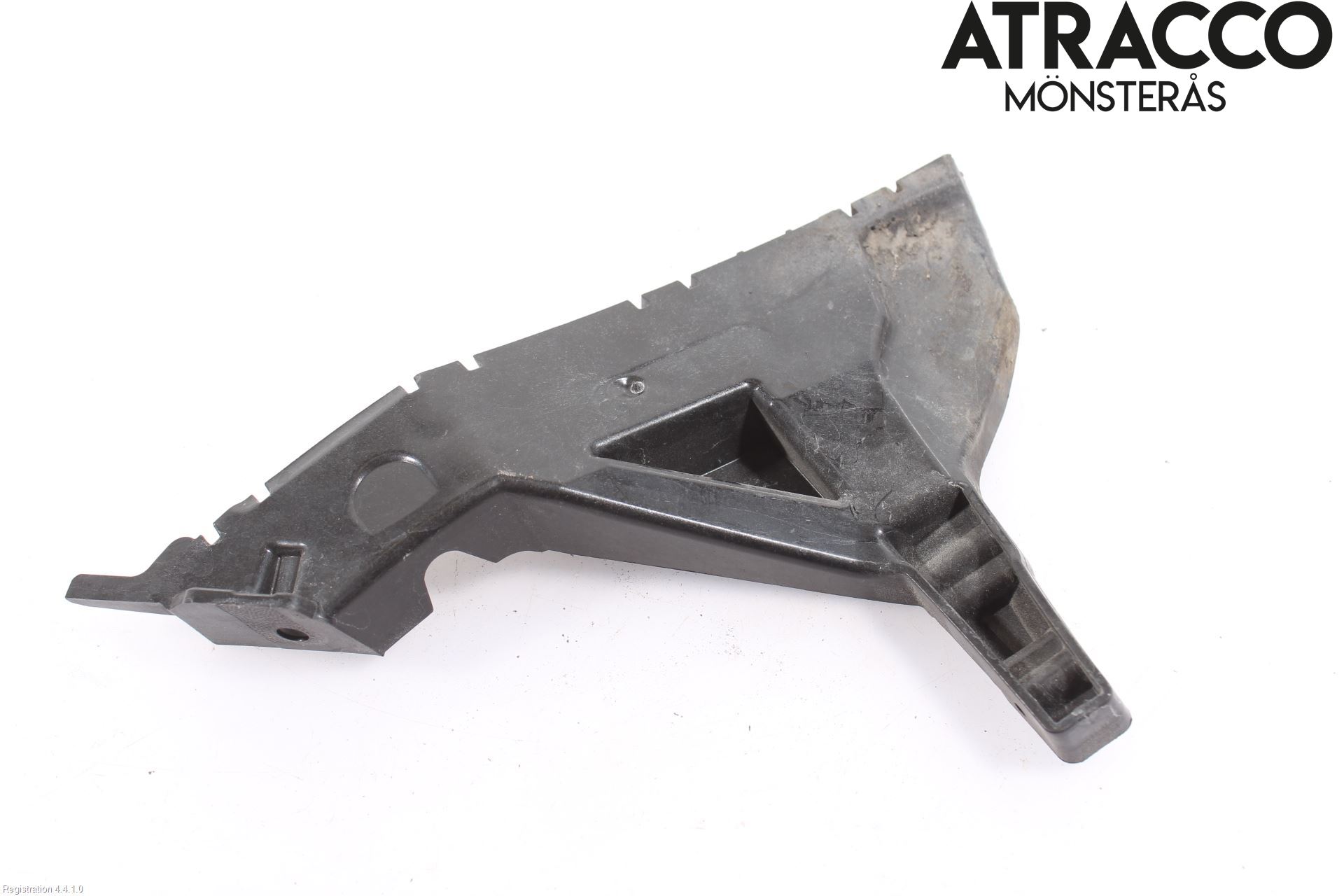 Audi TT/TTS/TT RS 15- Stötfångarfäste Bak Vä