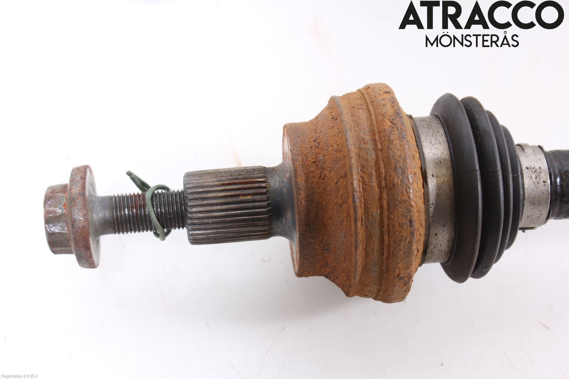 Skoda SUPERB 09-15 Drivaxel Bak Vänster