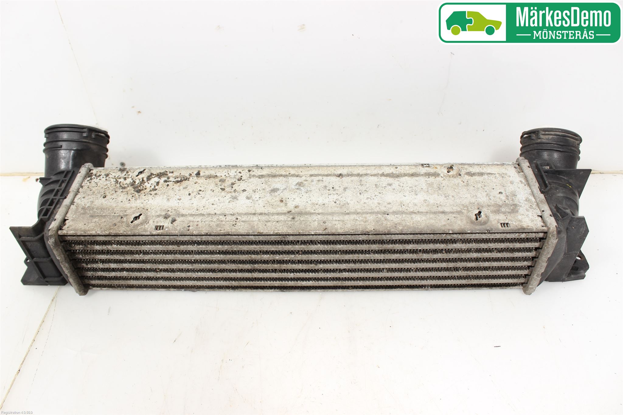 BMW 3 E90/91 SED/TOU 05-12 Laddluft-Intercooler Kyl