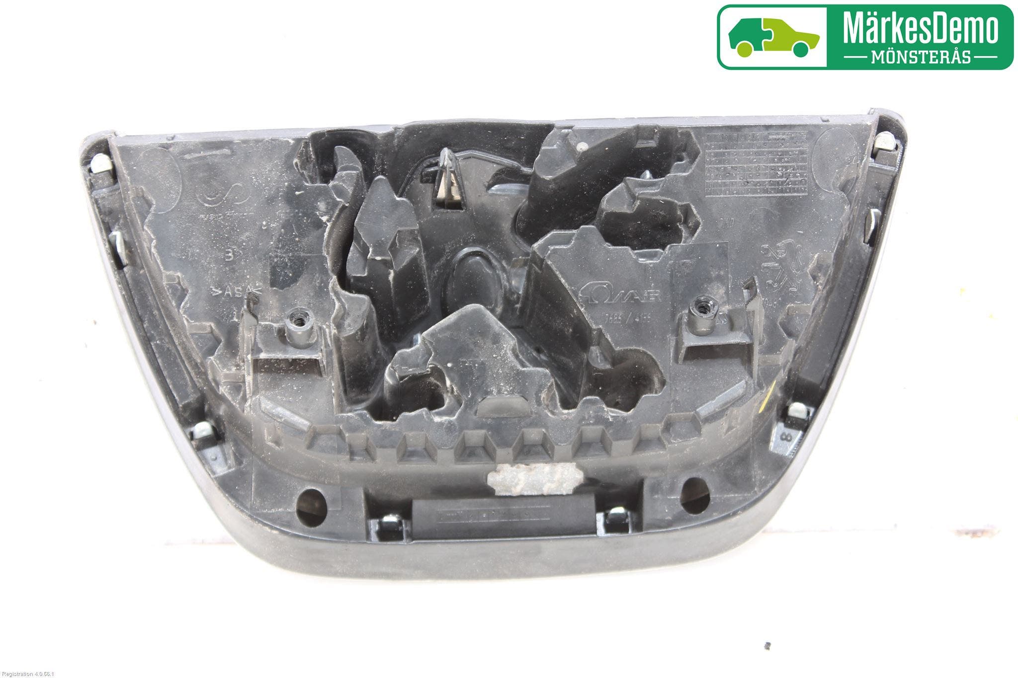 Peugeot PARTNER 08-15 Emblem