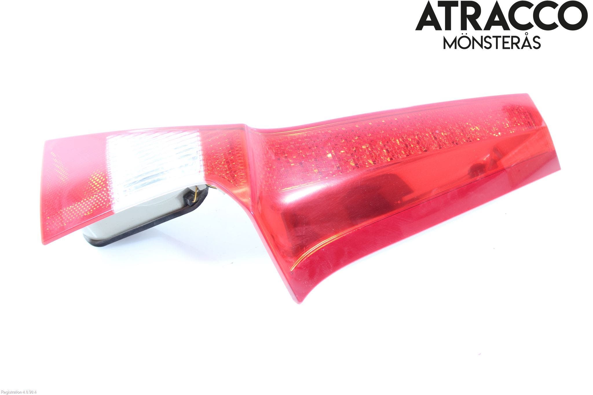 Volvo V70 08-13 Bakljus Lucka Hö